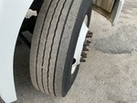 Underbody with Right Steer Tire
