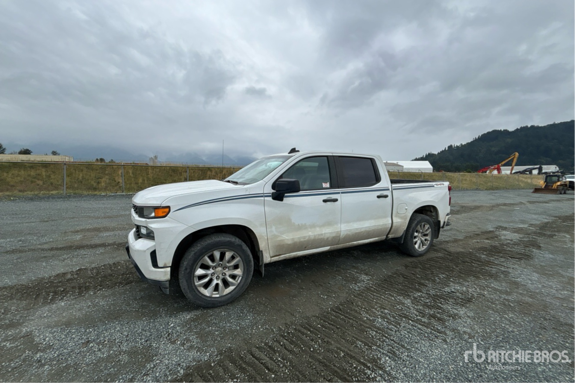 General Appearance with Picture, Left Front Corner