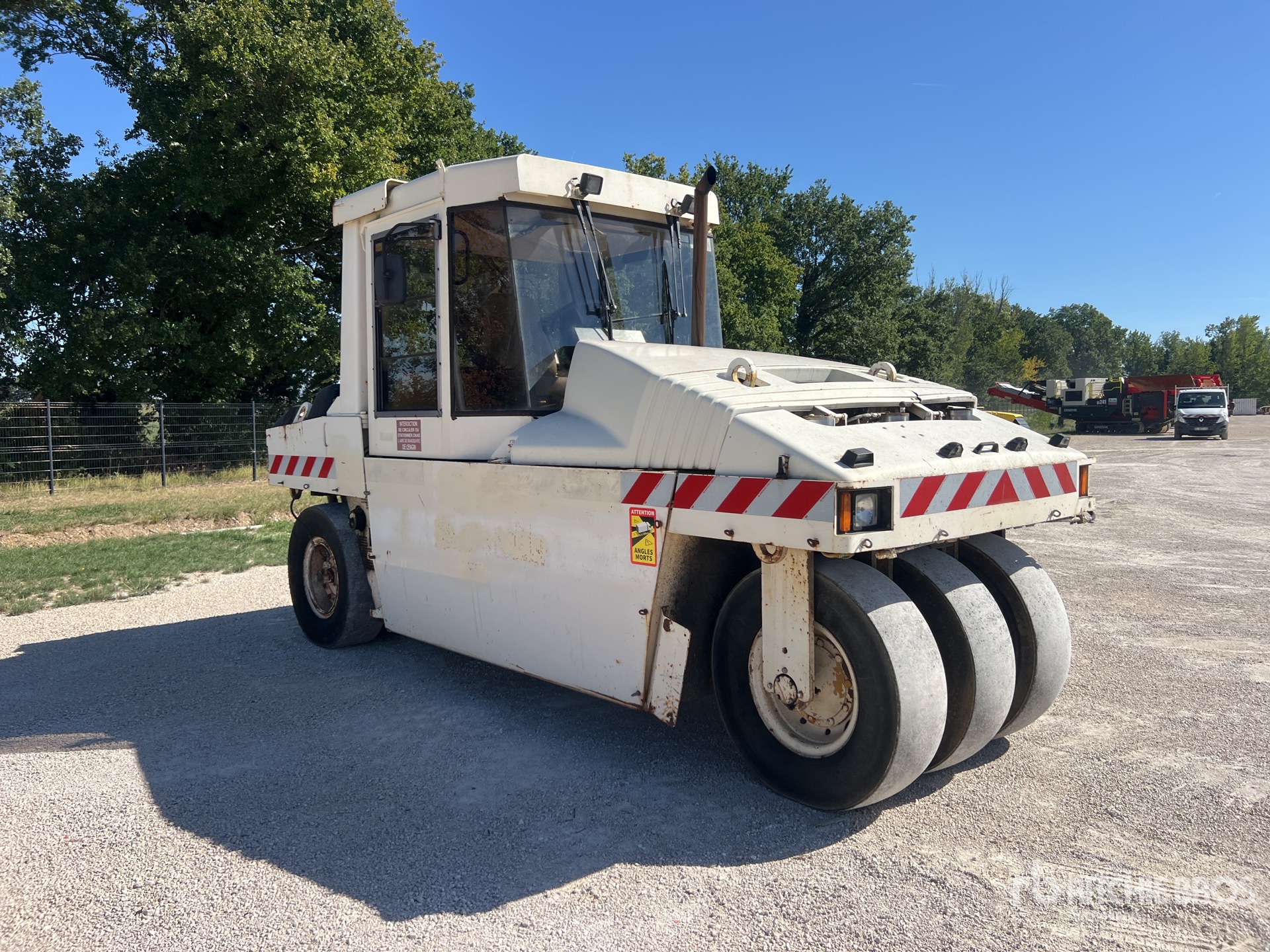 1999 Caterpillar PS-300B