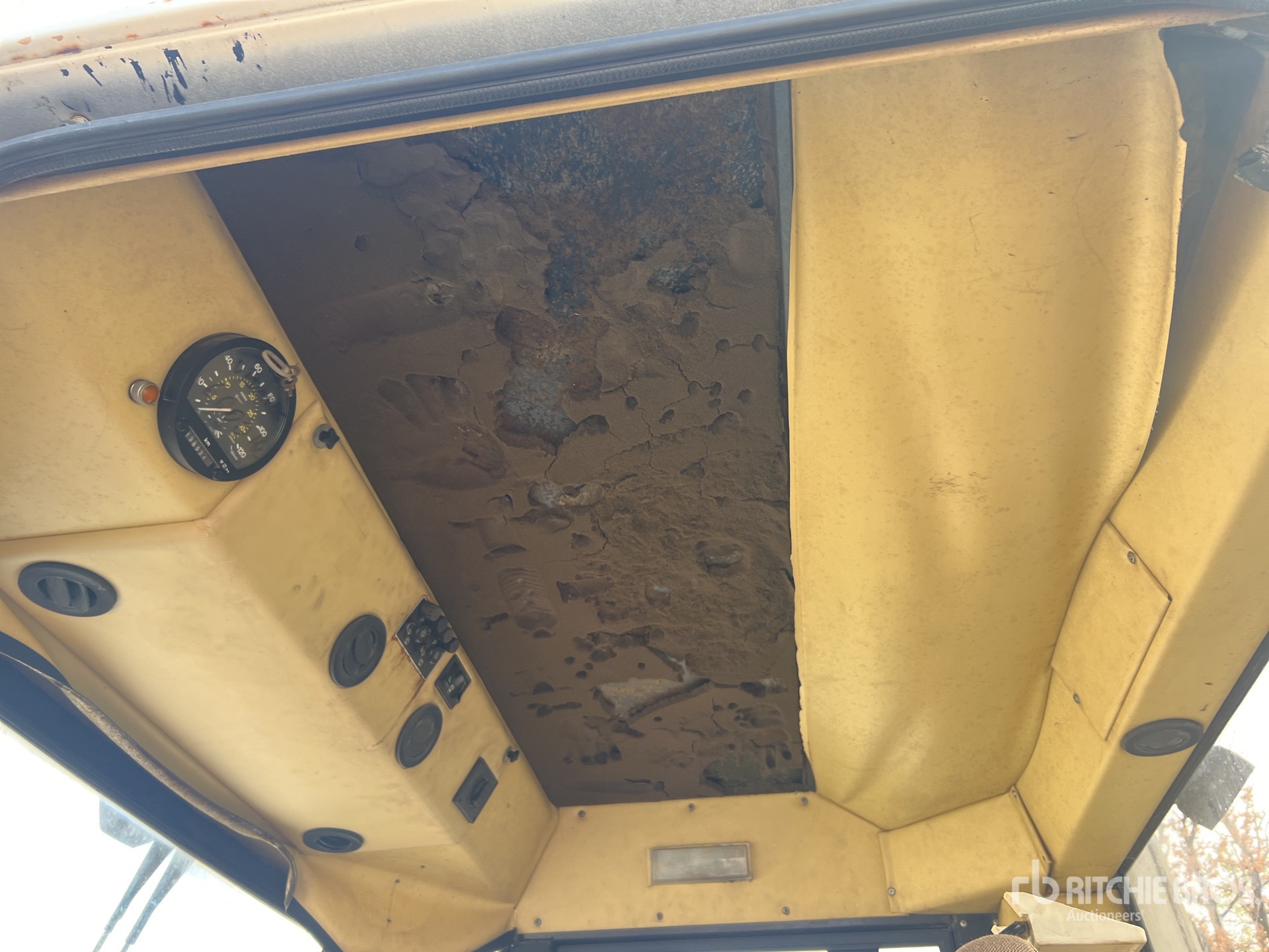1999 Caterpillar PS-300B