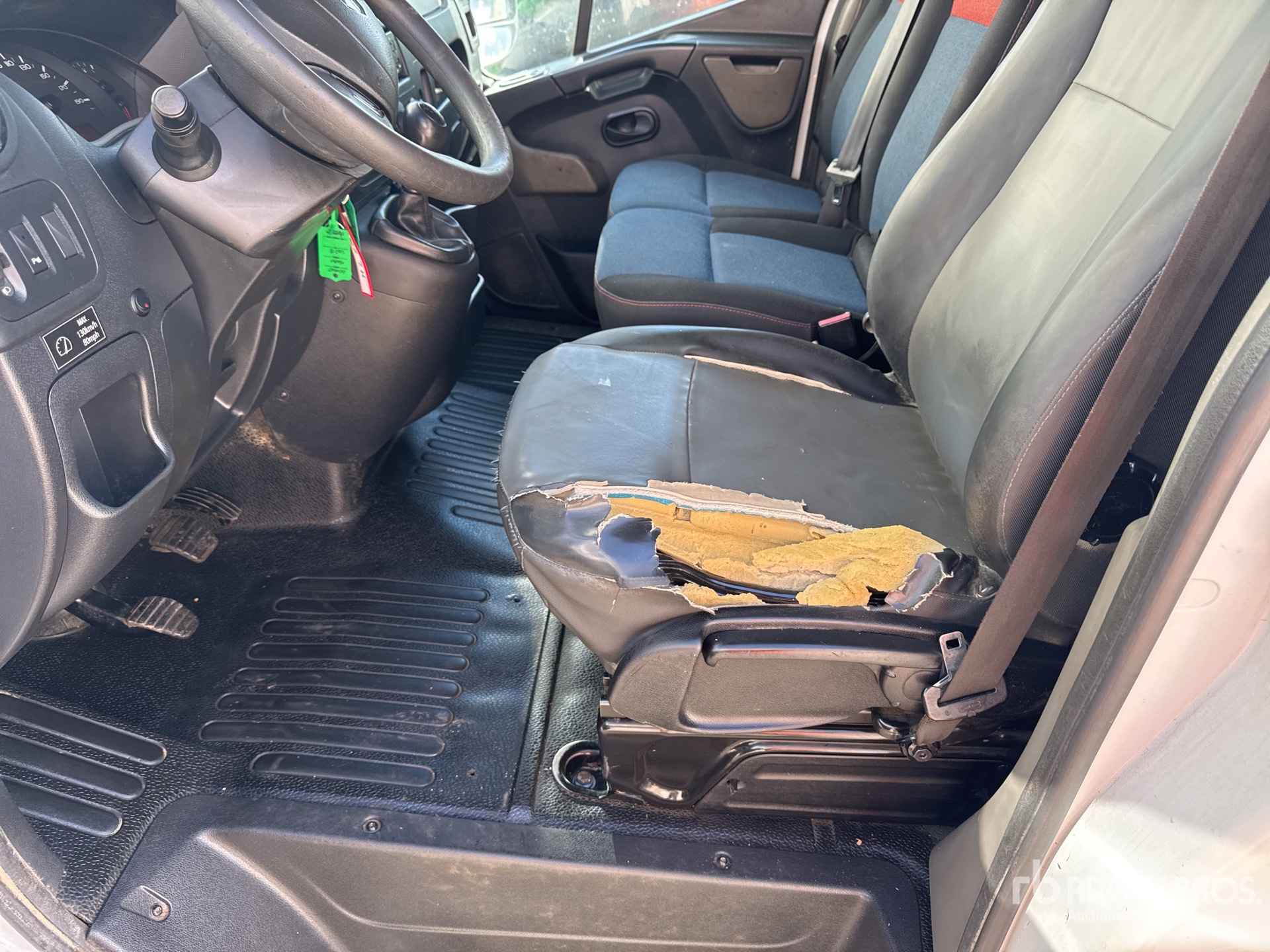 2013 Renault MASTER DCI125