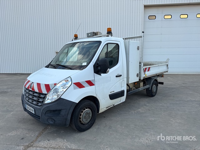 2013 Renault Master L2 TP3 Dump Truck: Light Duty