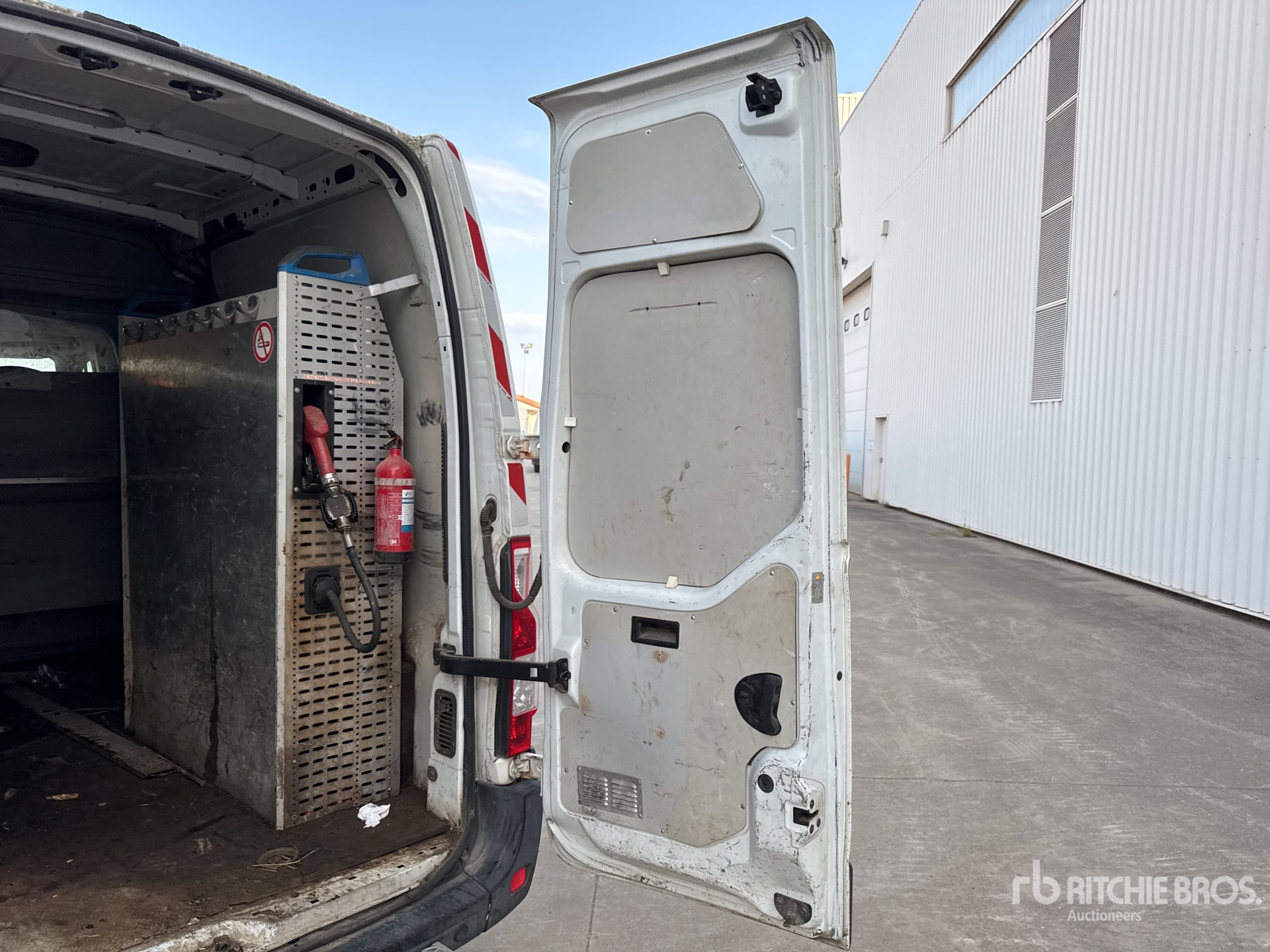 2014 Renault MASTER DCI125