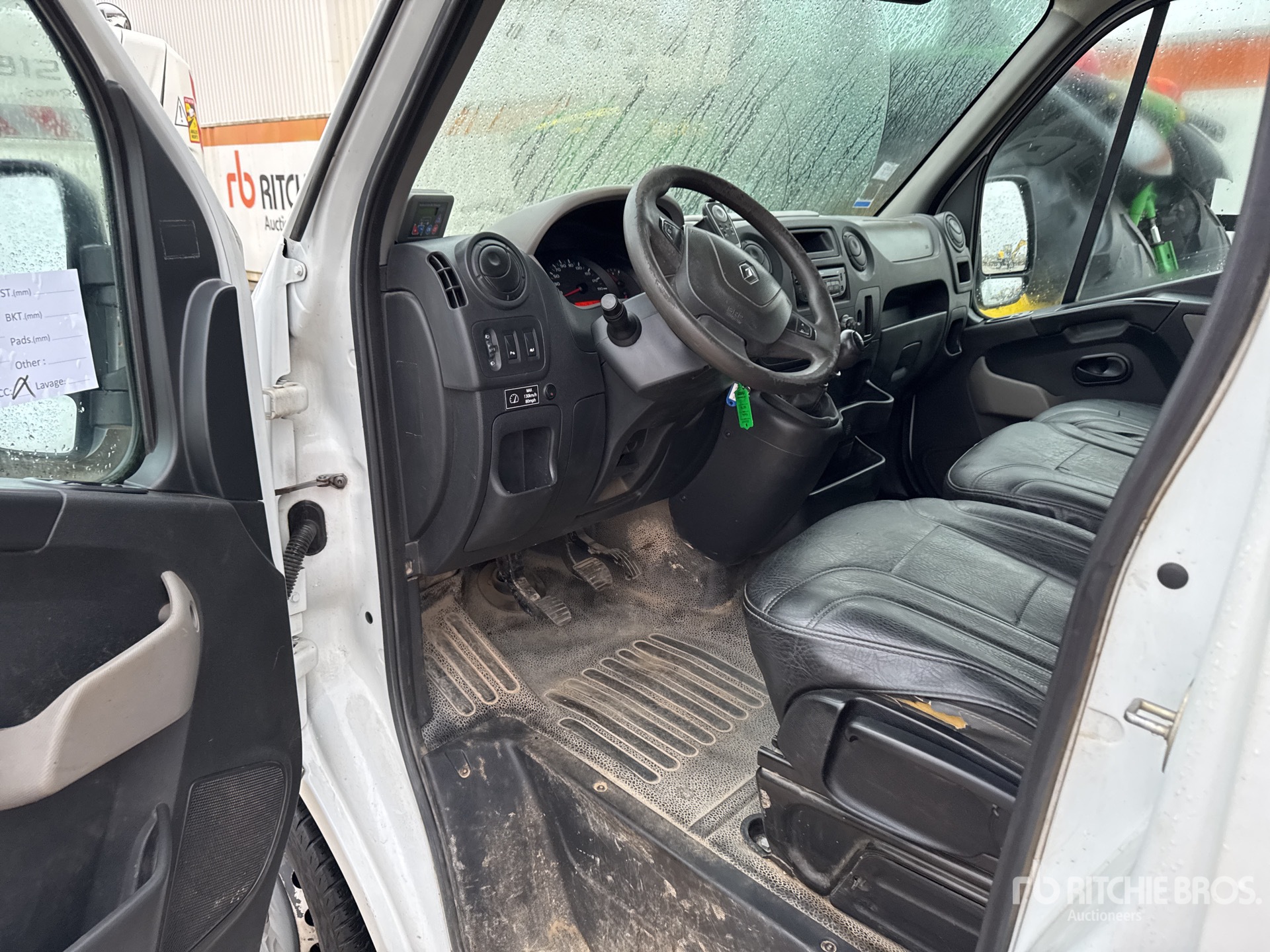 2014 Renault MASTER DCI125