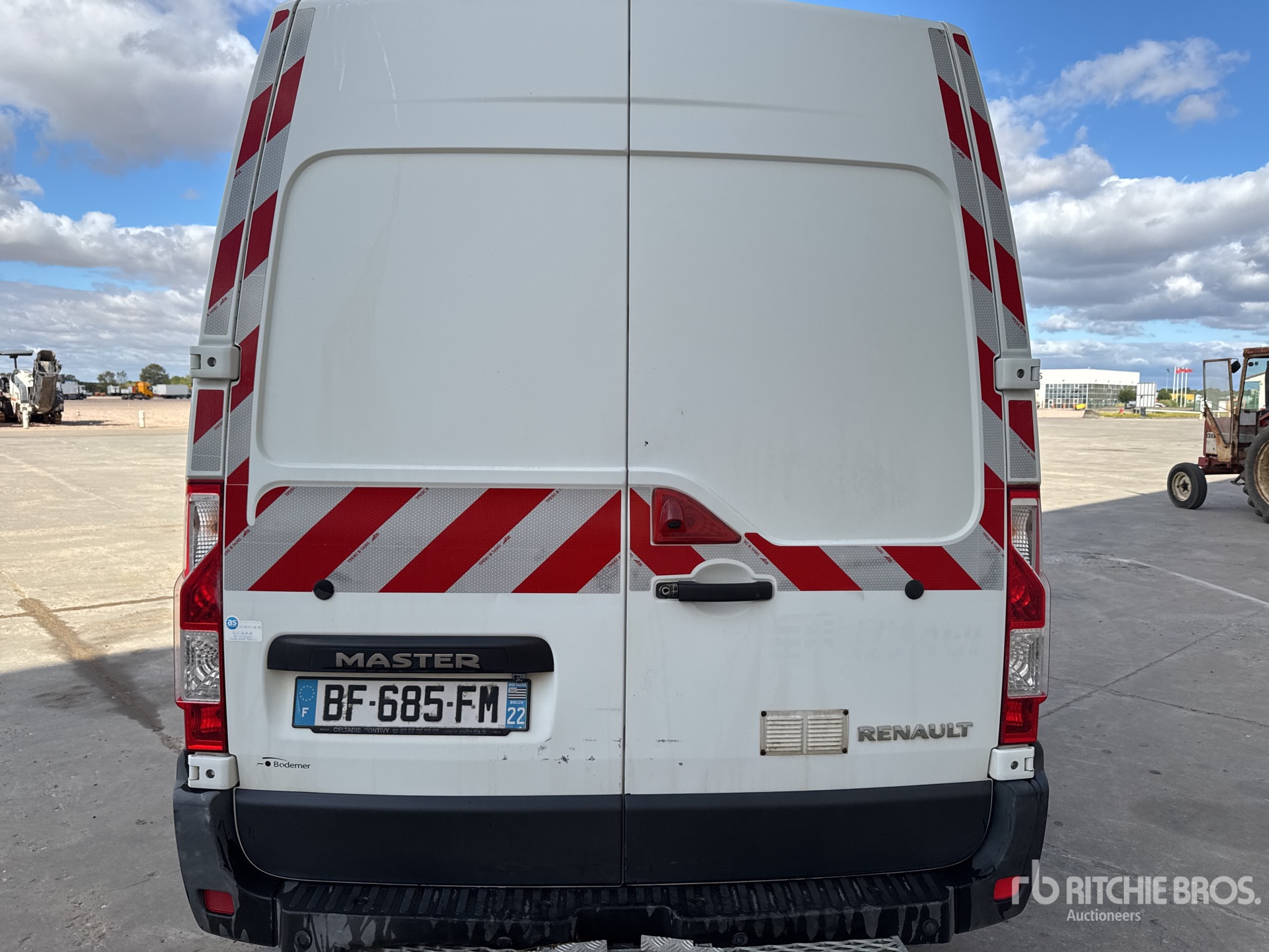 2010 Renault MASTER DCI125
