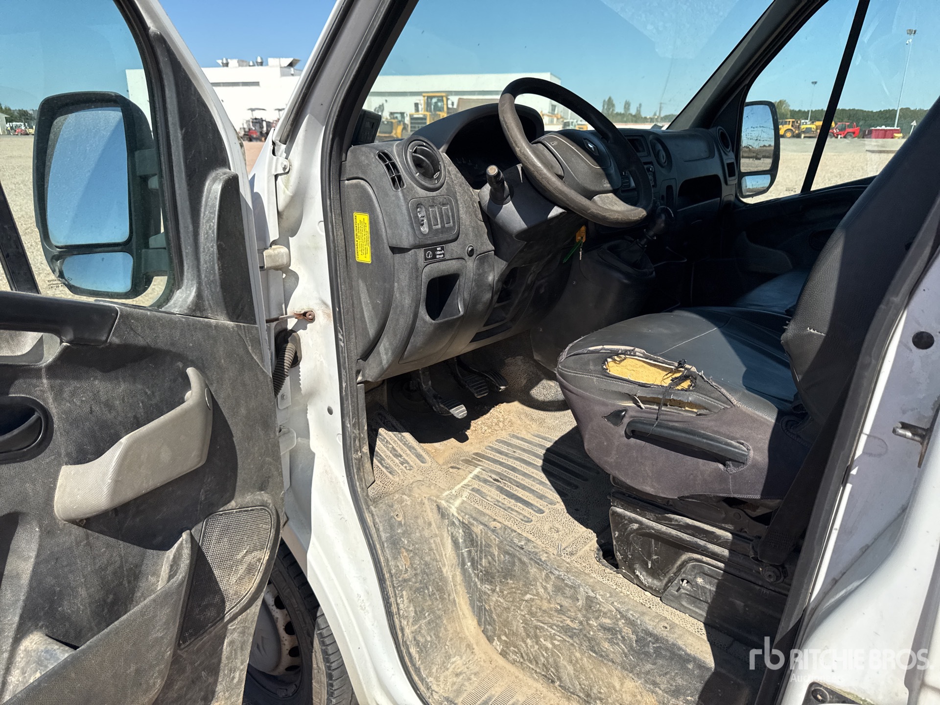 2012 Renault MASTER DCI125