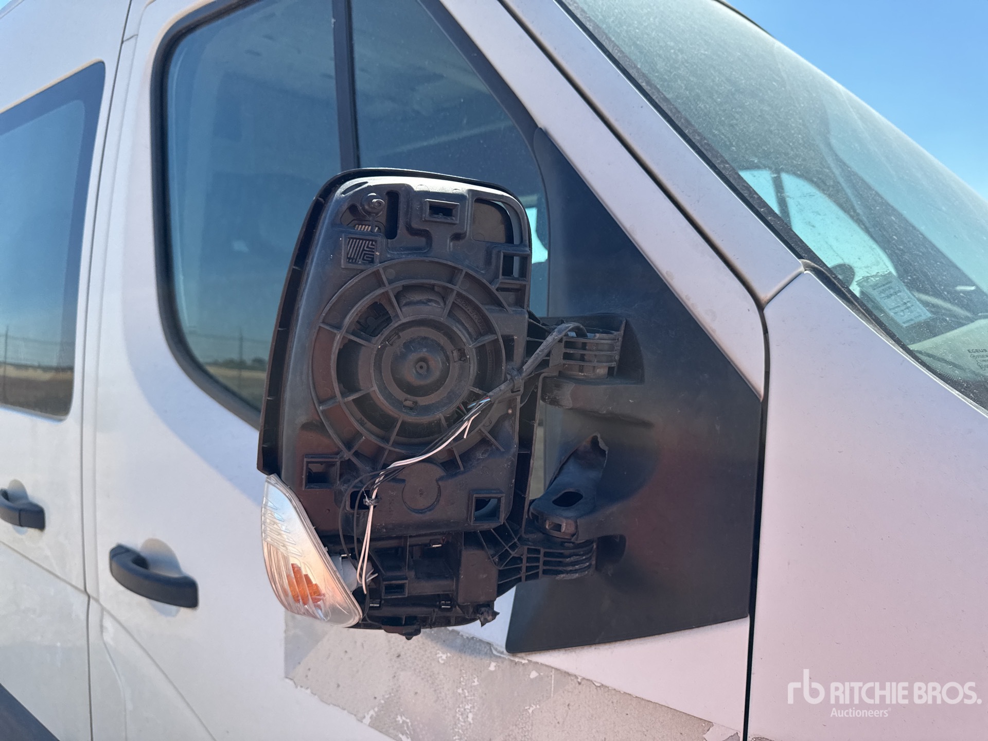 2012 Renault MASTER DCI125