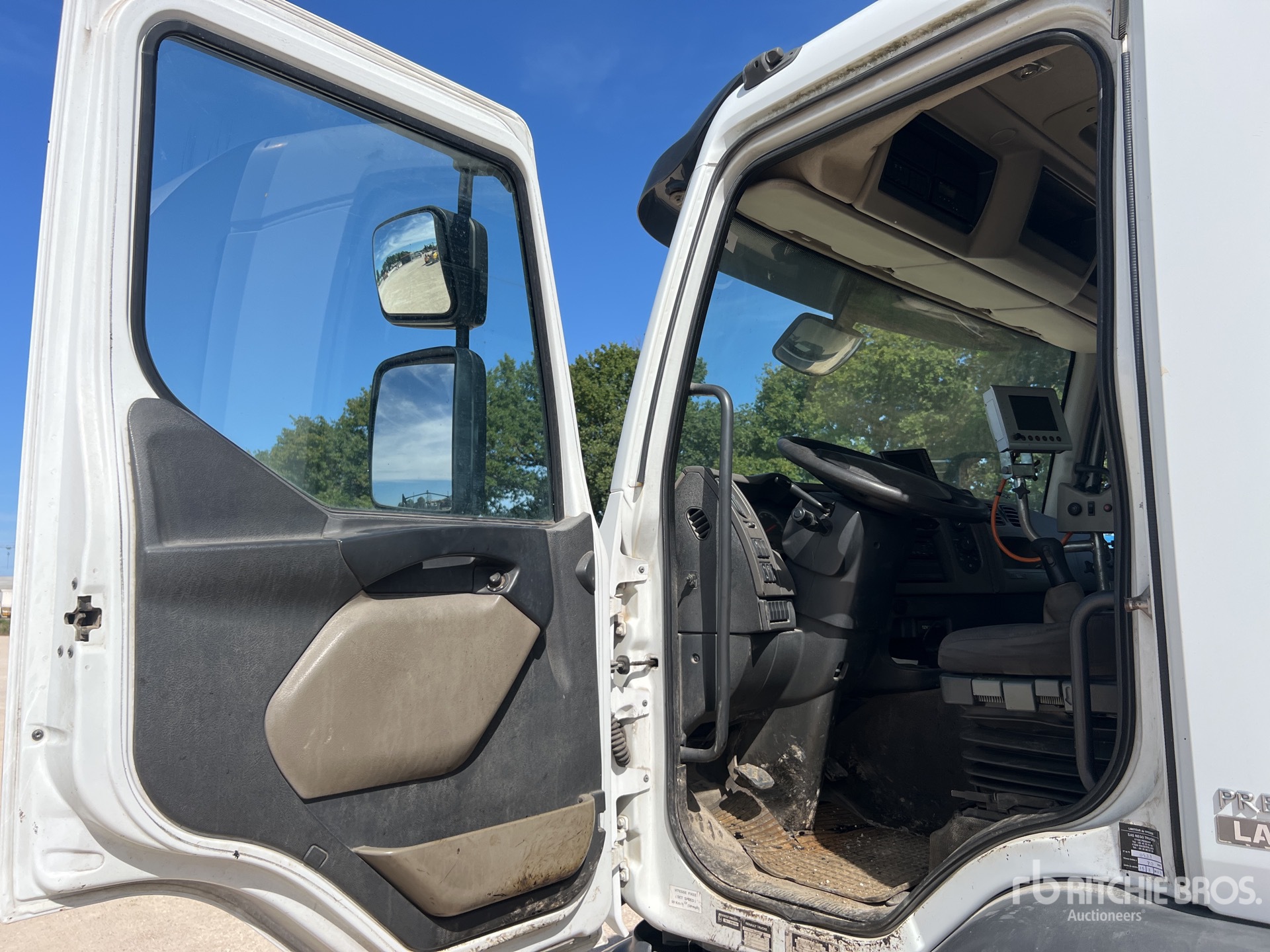 2007 Renault PREMIUM LANDER