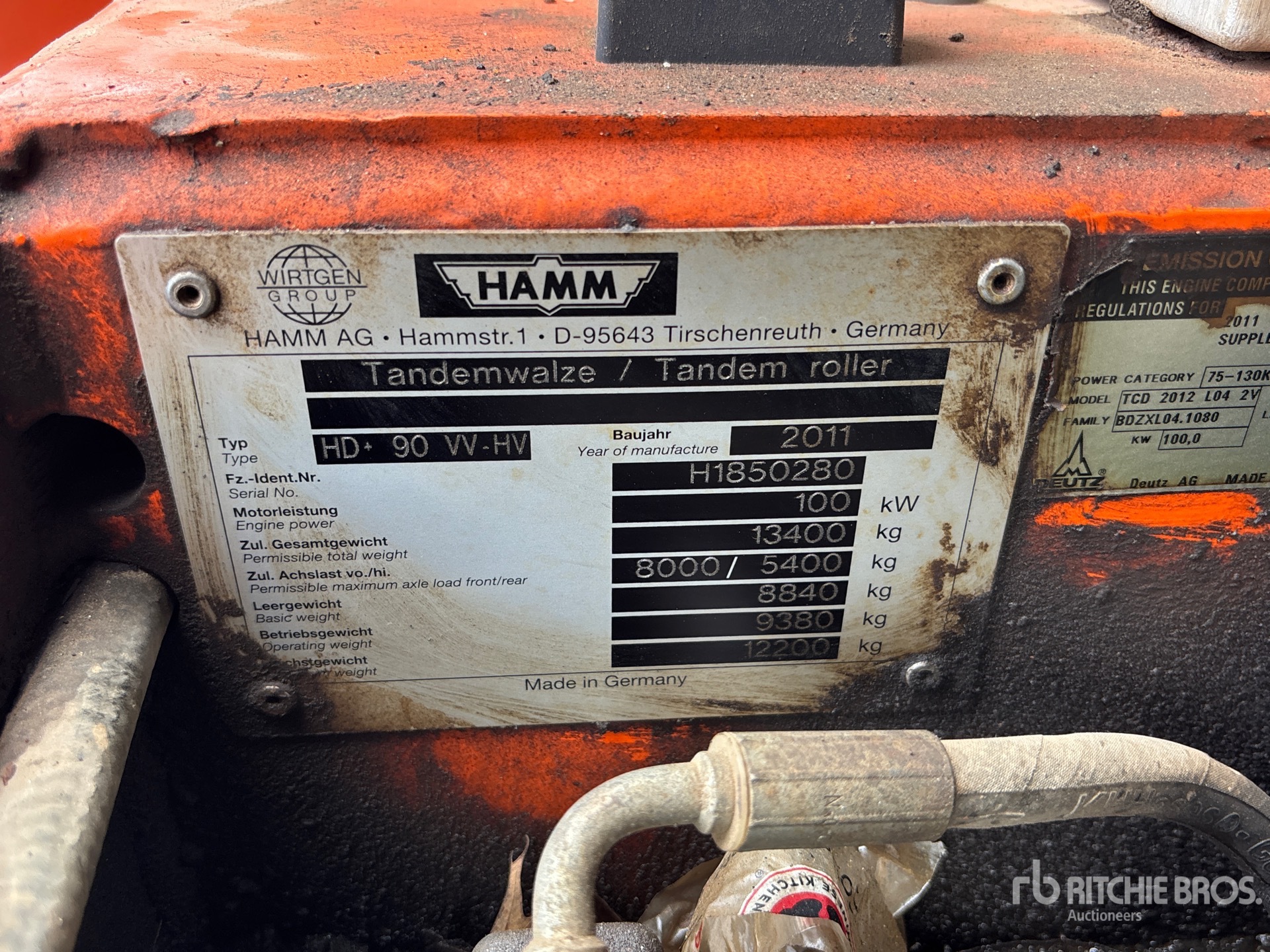 2011 Hamm HD90