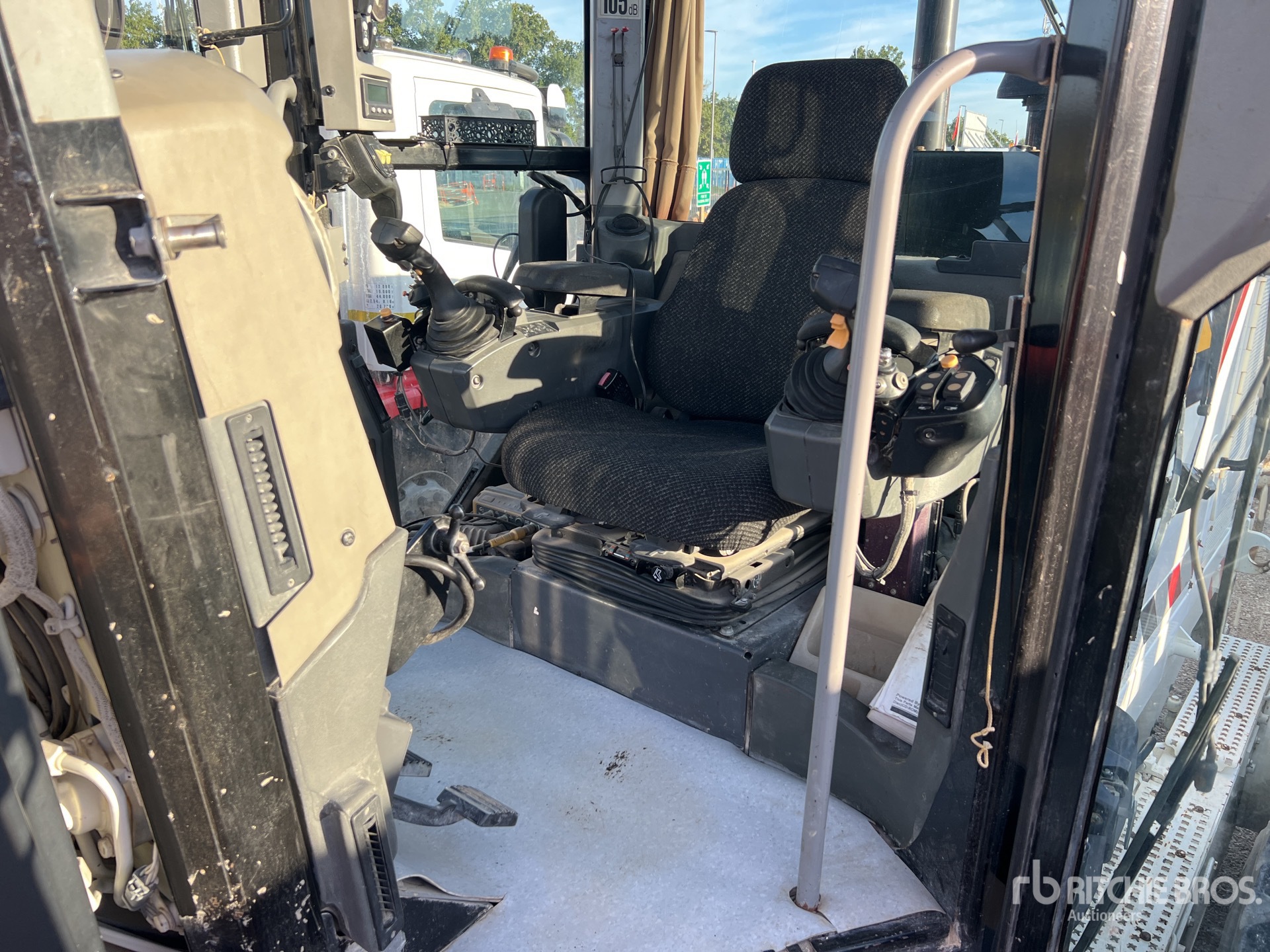 2012 Caterpillar 120 M VHP+