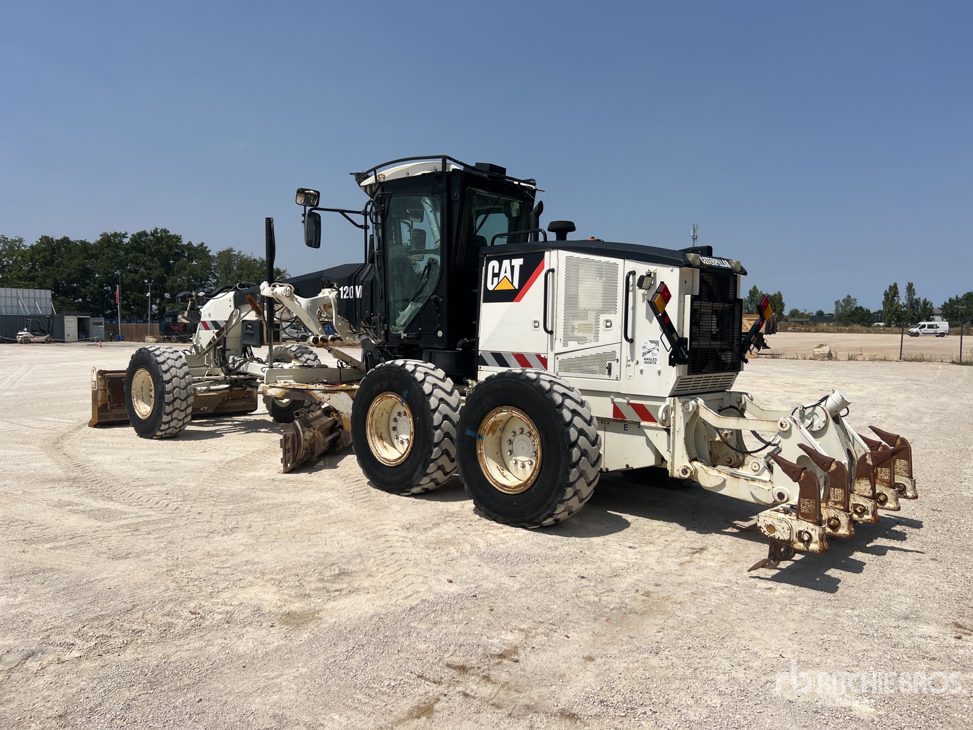 2012 Caterpillar 120 M VHP+
