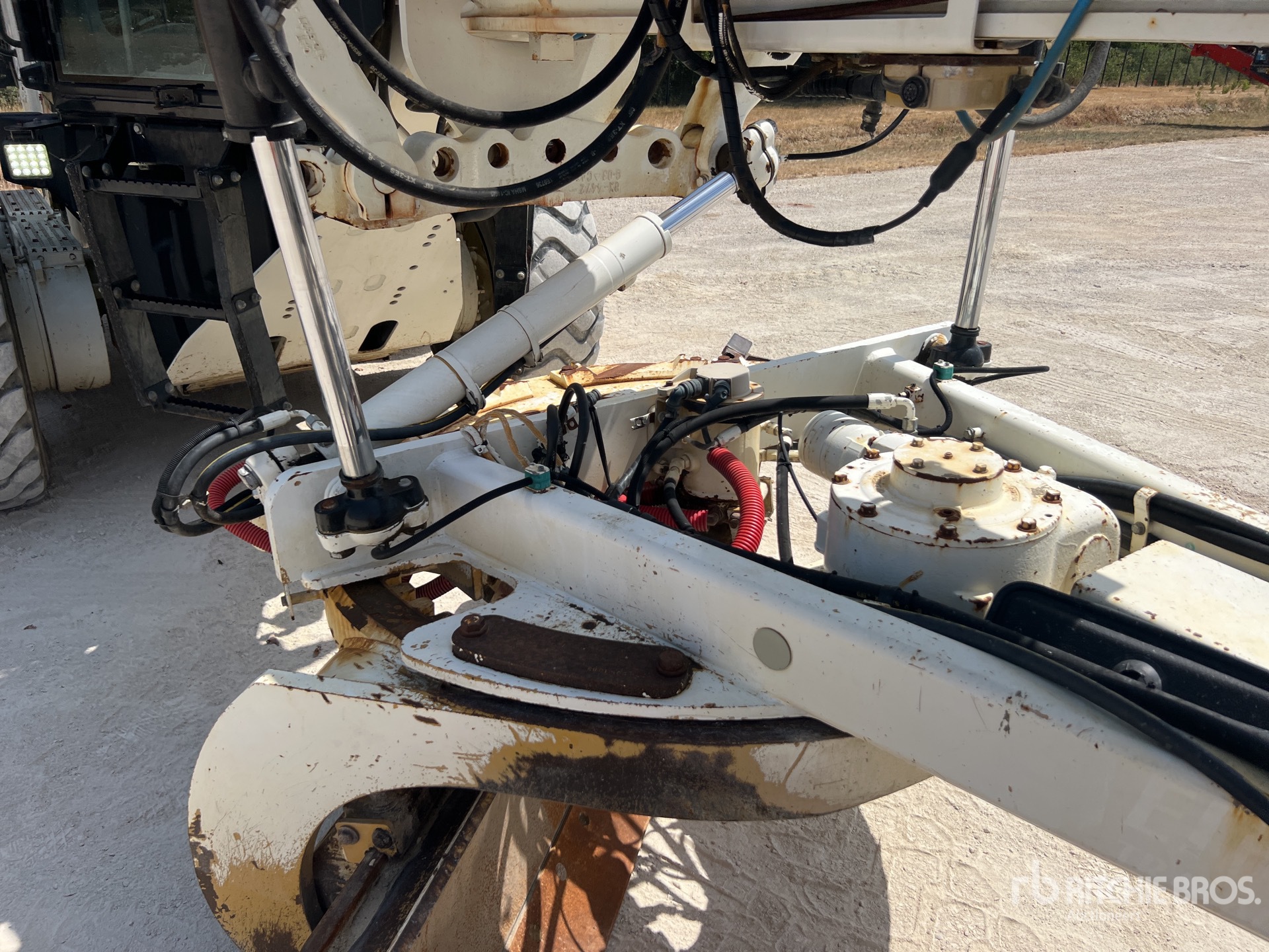 2012 Caterpillar 120 M VHP+