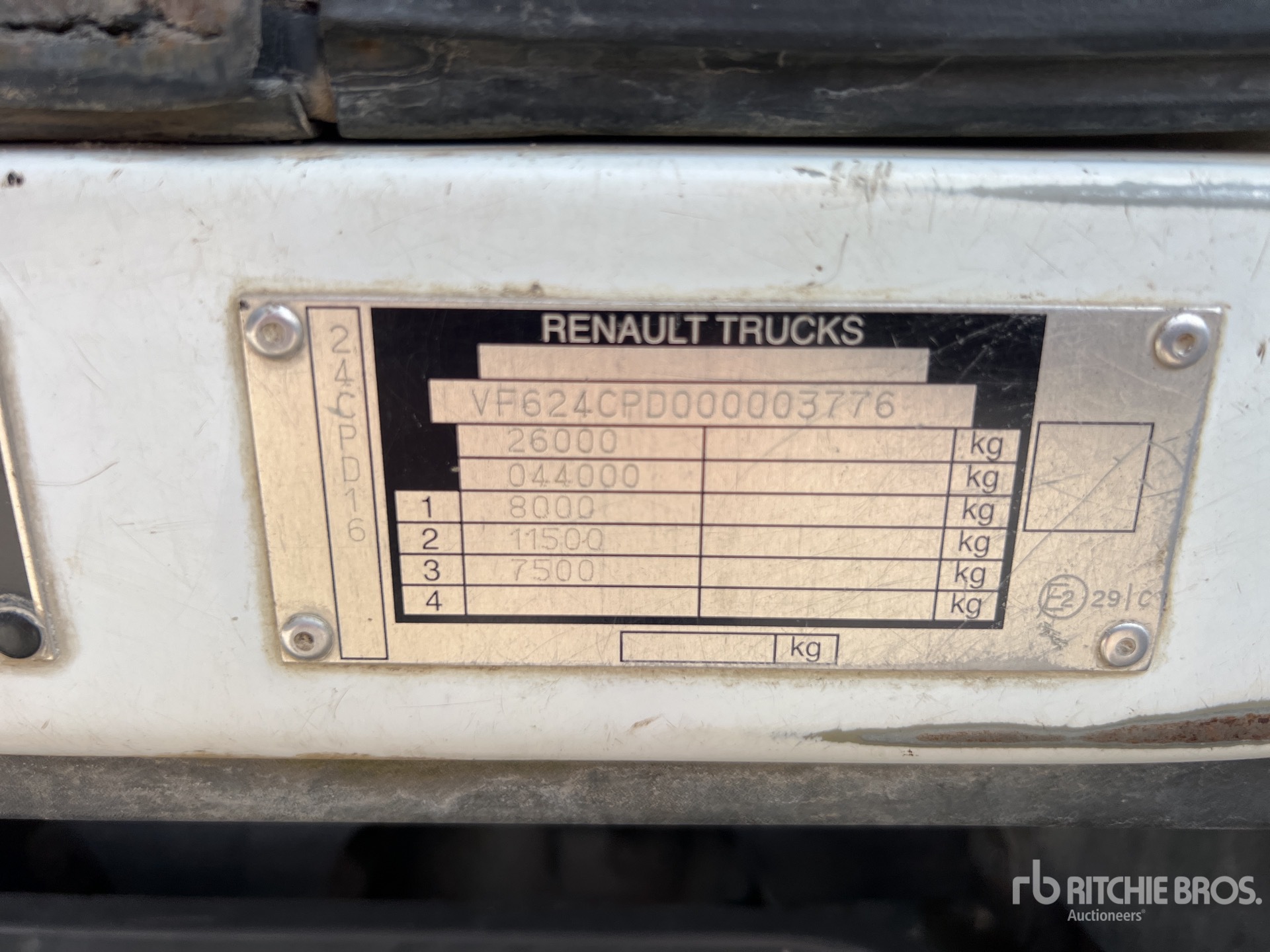 2011 Renault PREMIUM LANDER