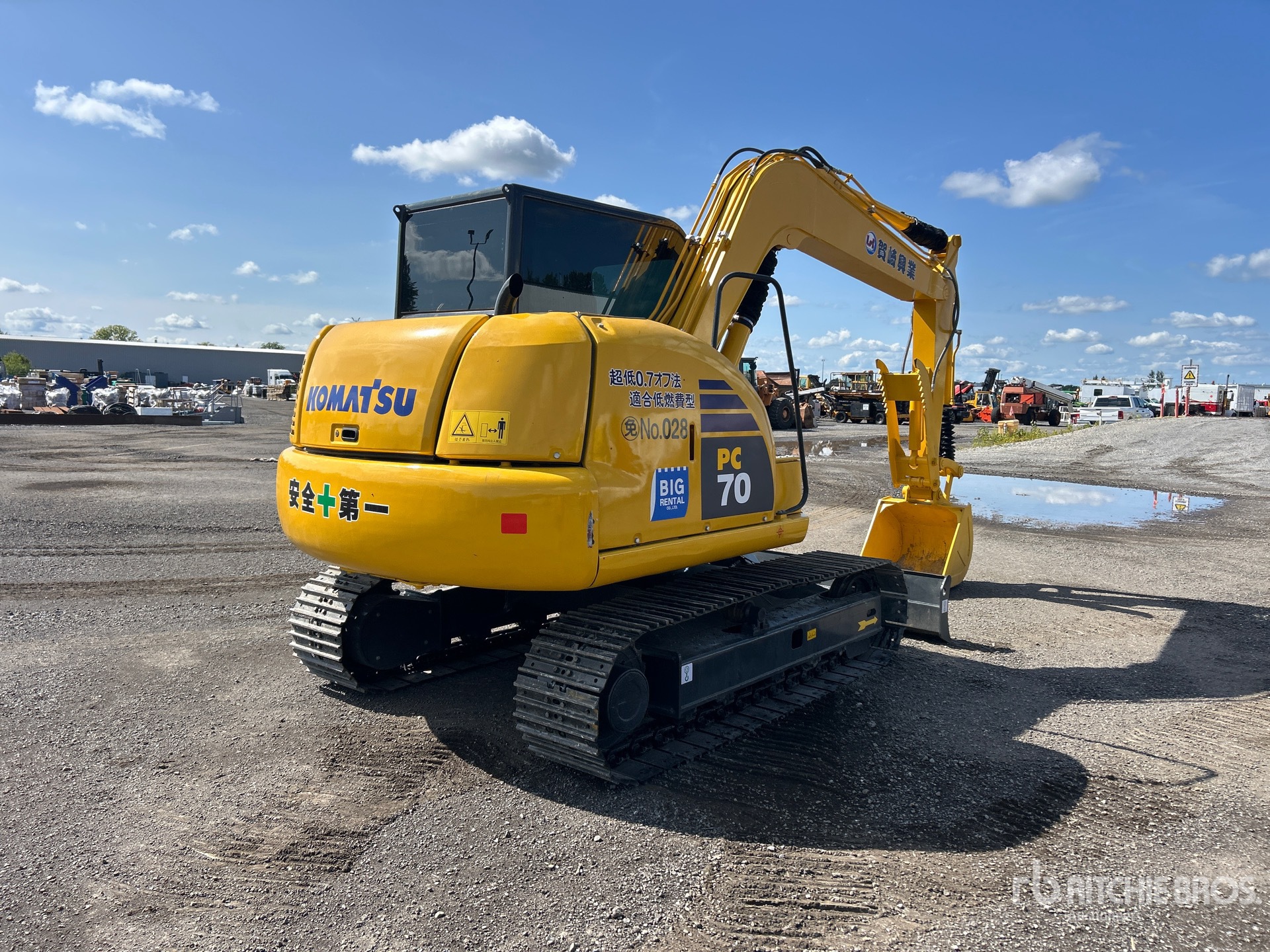 2011 Komatsu PC70-8
