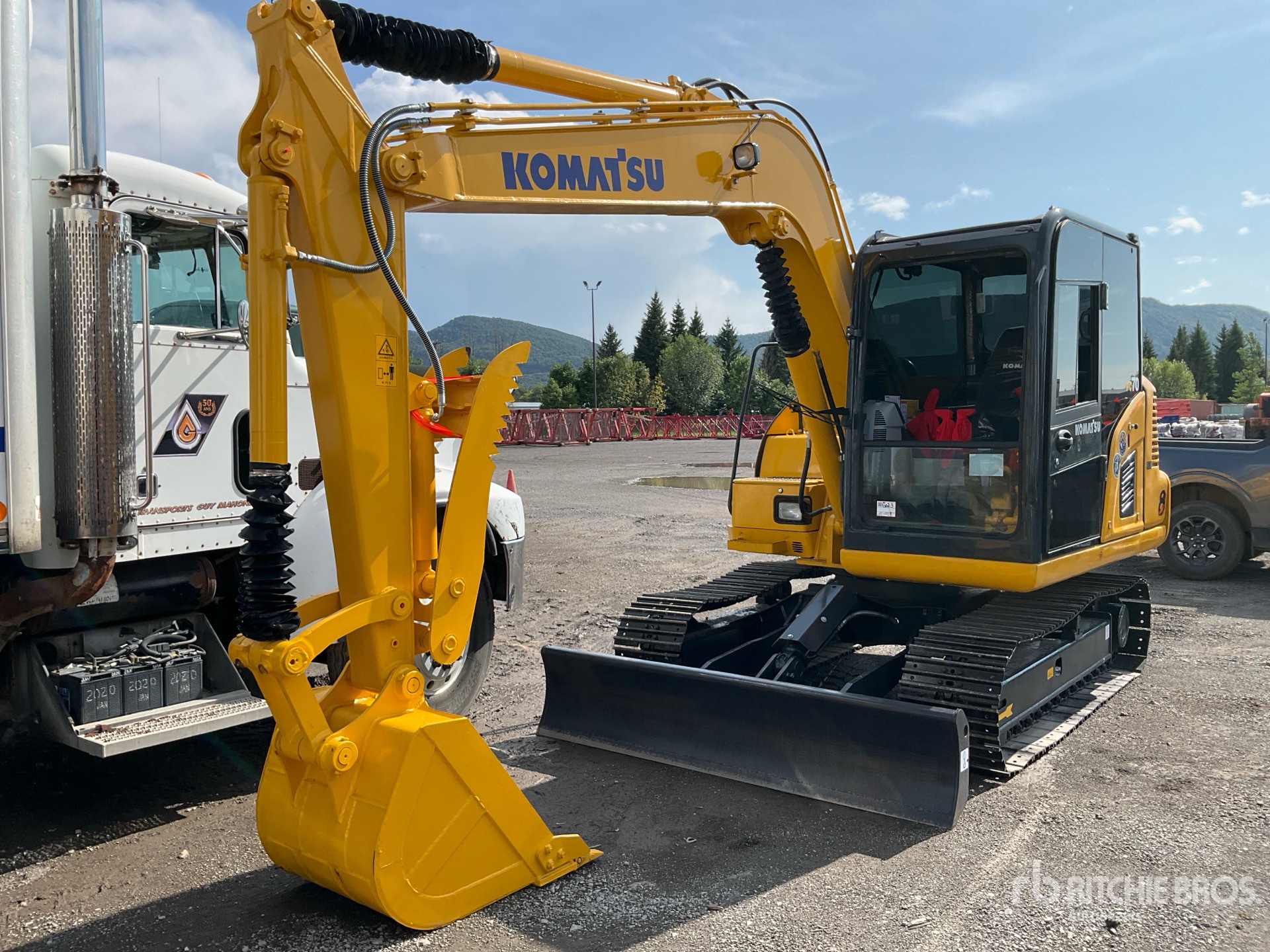2011 Komatsu PC70-8