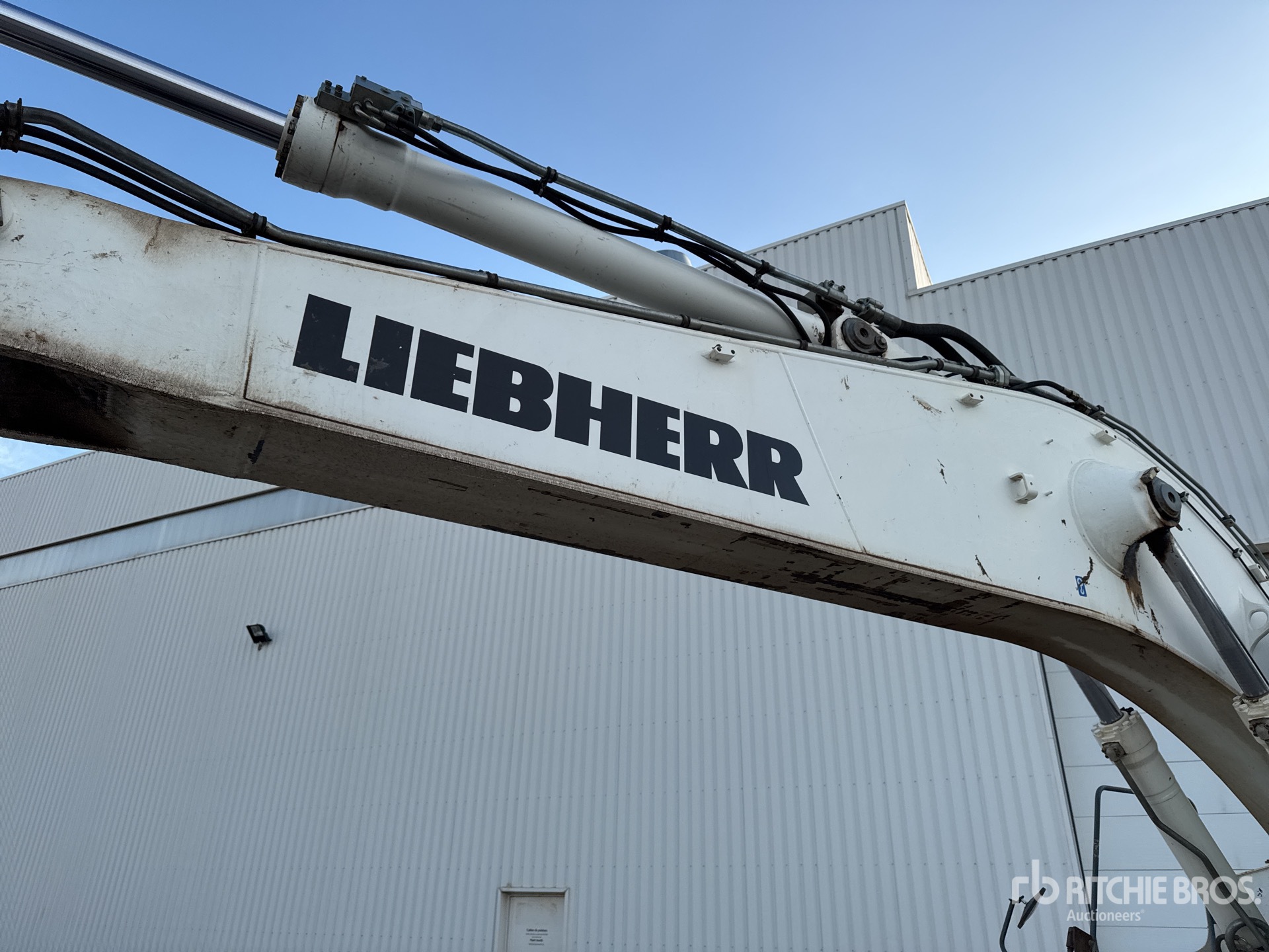2012 Liebherr R916LC