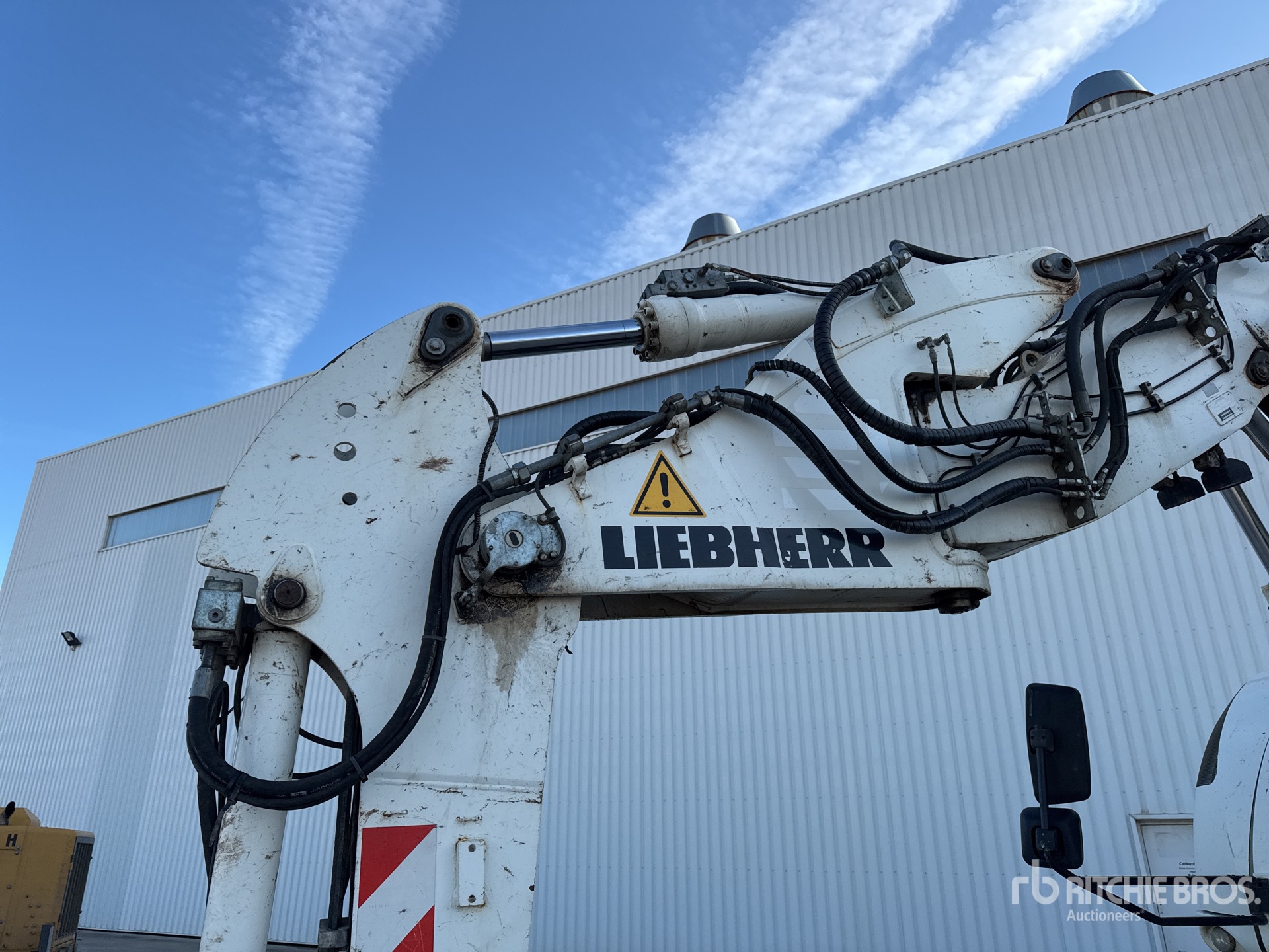 2015 Liebherr A 914 COMPACT
