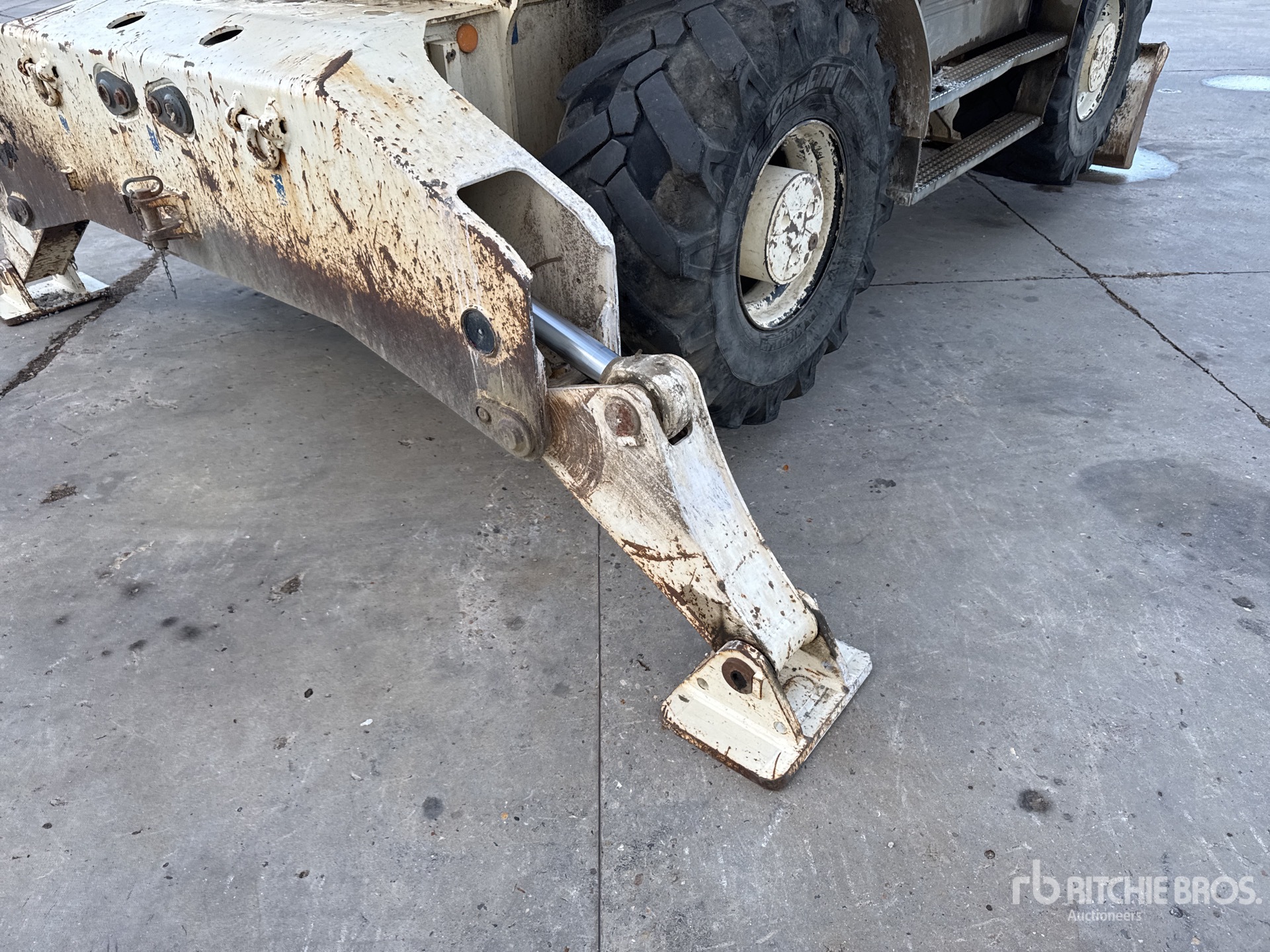 2015 Liebherr A 914 COMPACT
