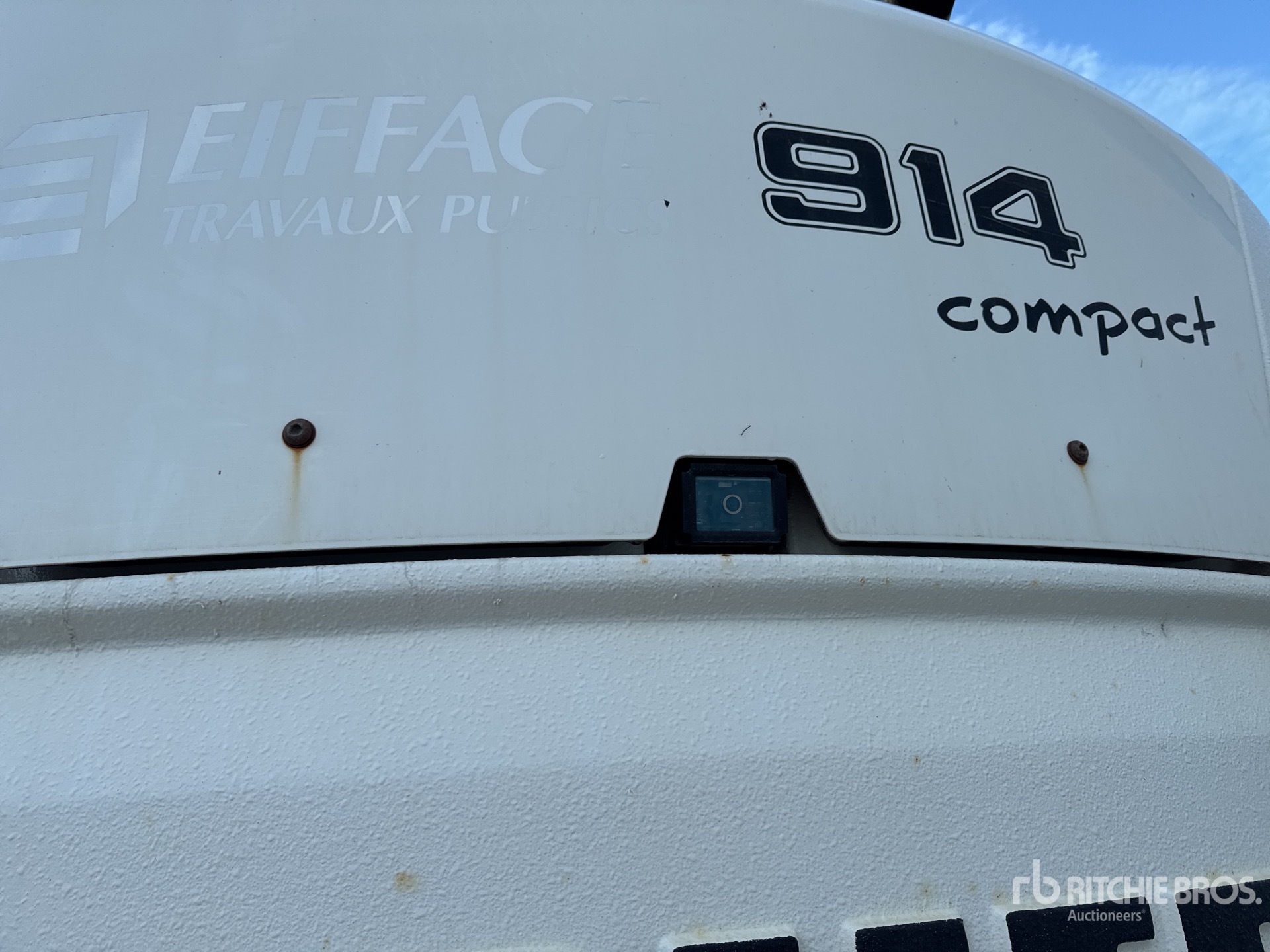 2015 Liebherr A 914 COMPACT