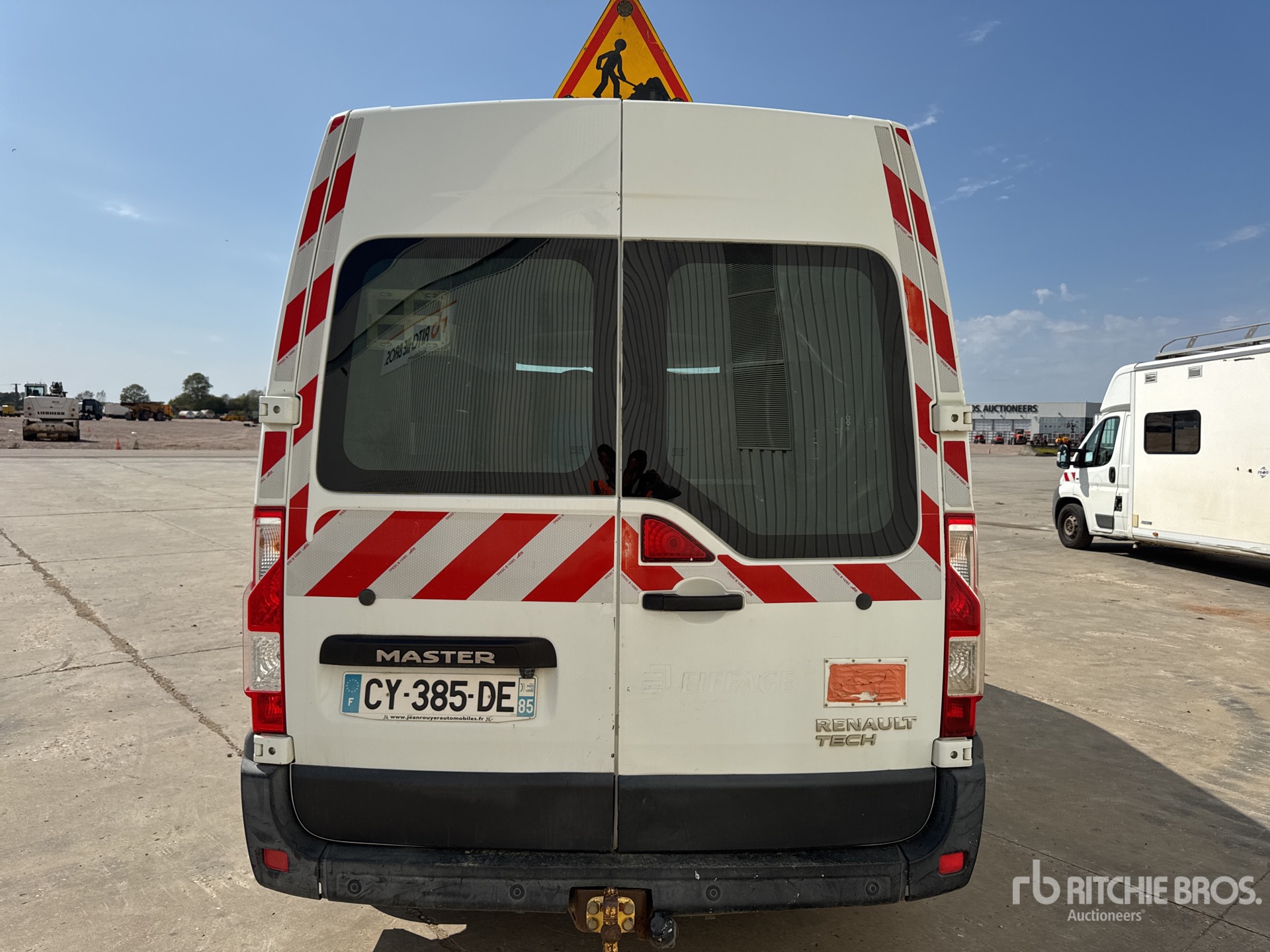 2013 Renault MASTER DCI100