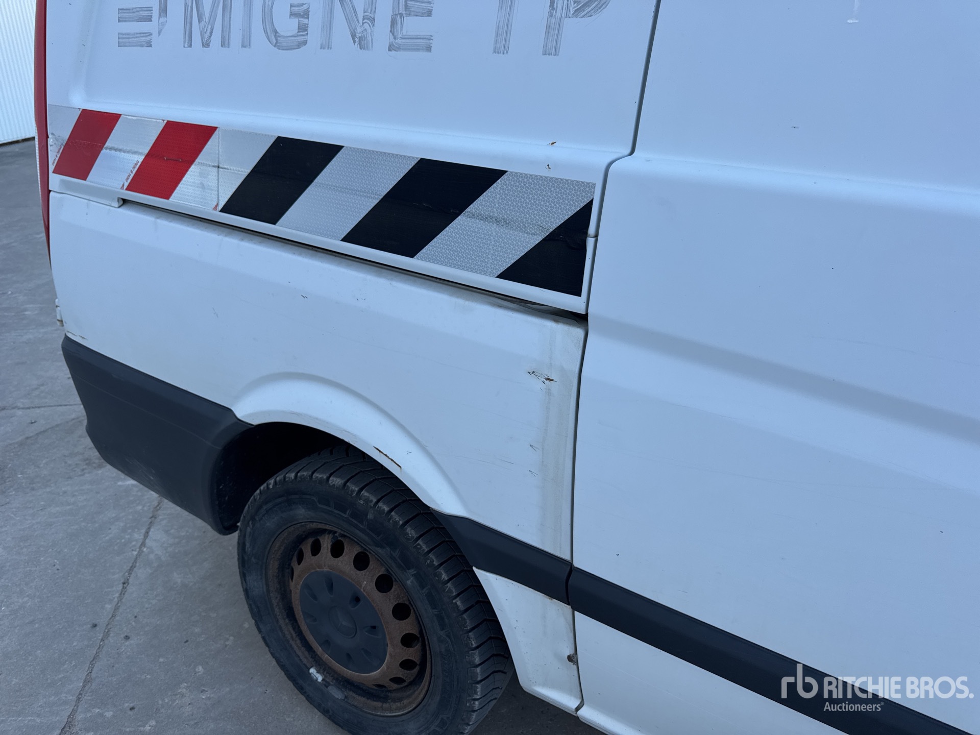 2011 Mercedes-Benz VITO 111CDI