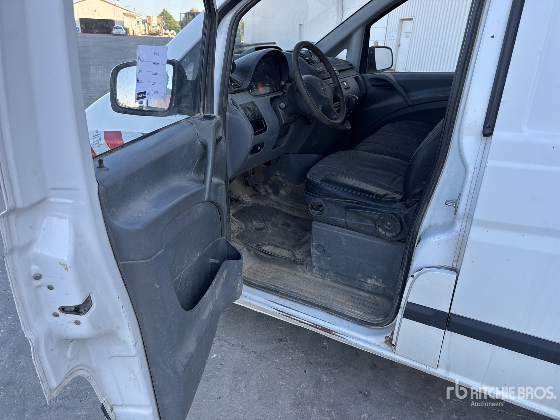 2011 Mercedes-Benz VITO 111CDI