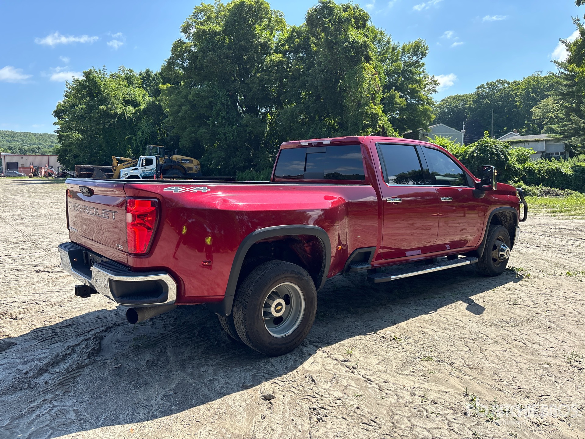 General Appearance with Picture, Right Rear Corner