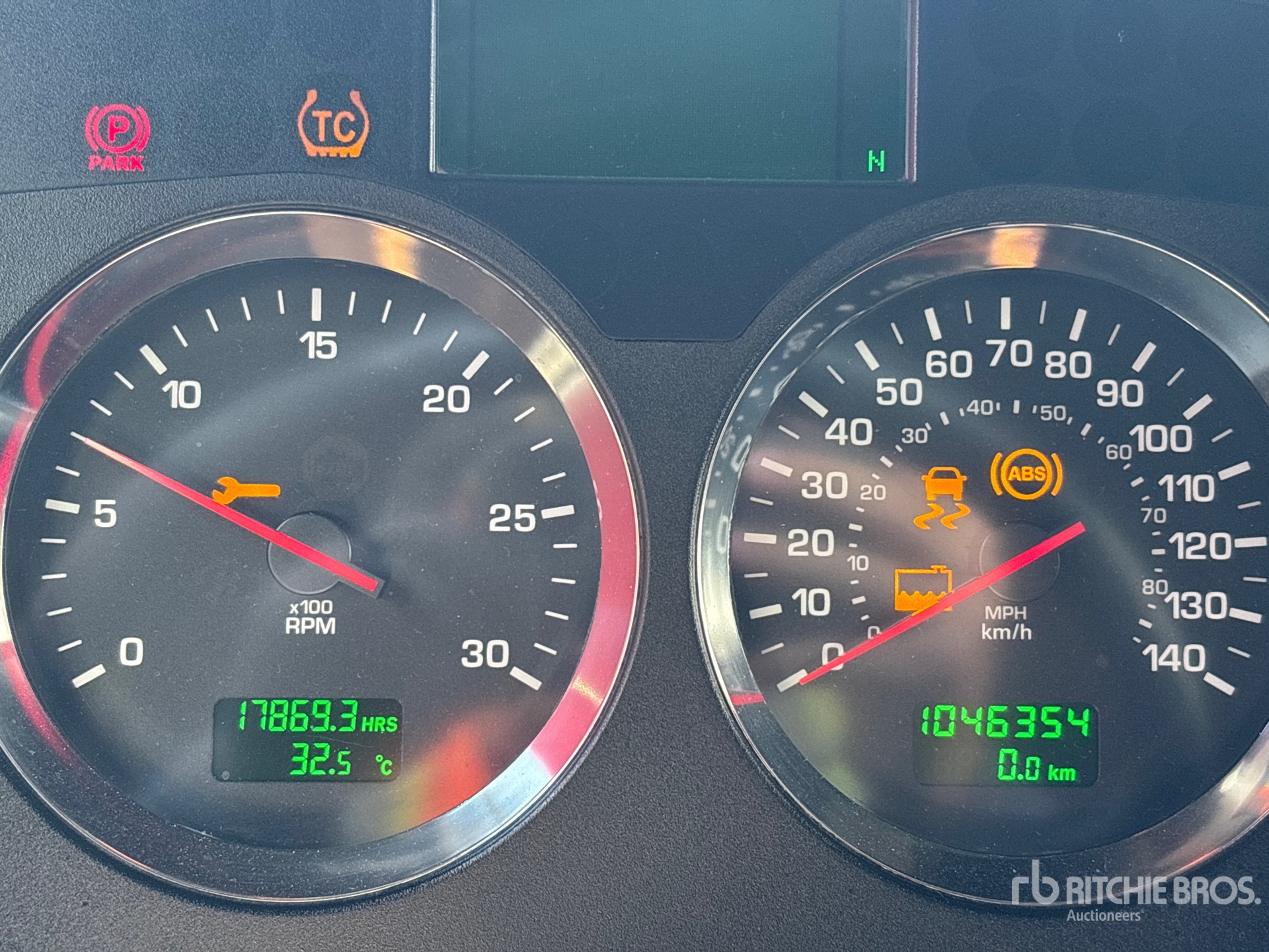 2020 Kenworth W900L