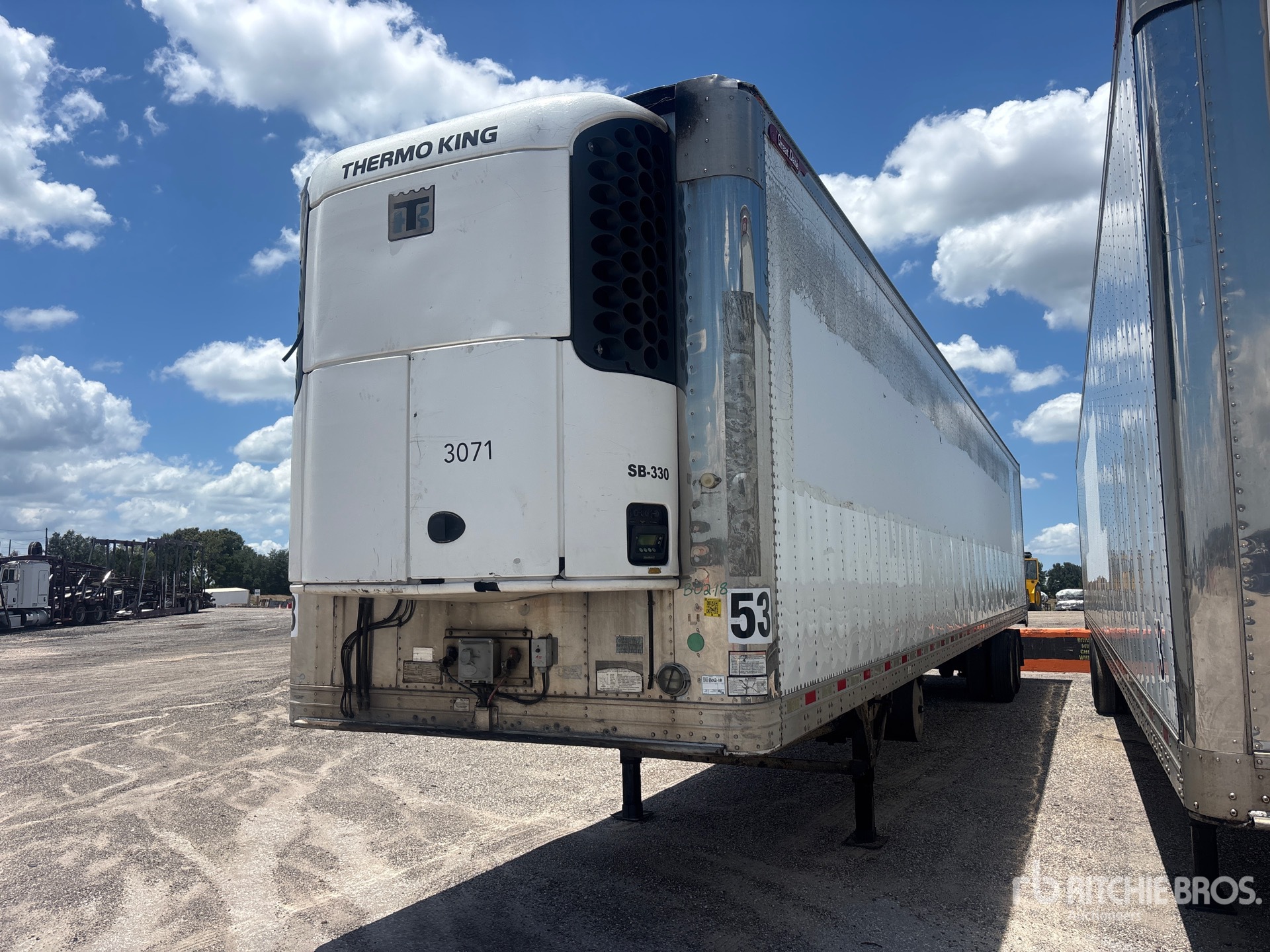 Aspect général with Image, coin avant gauche