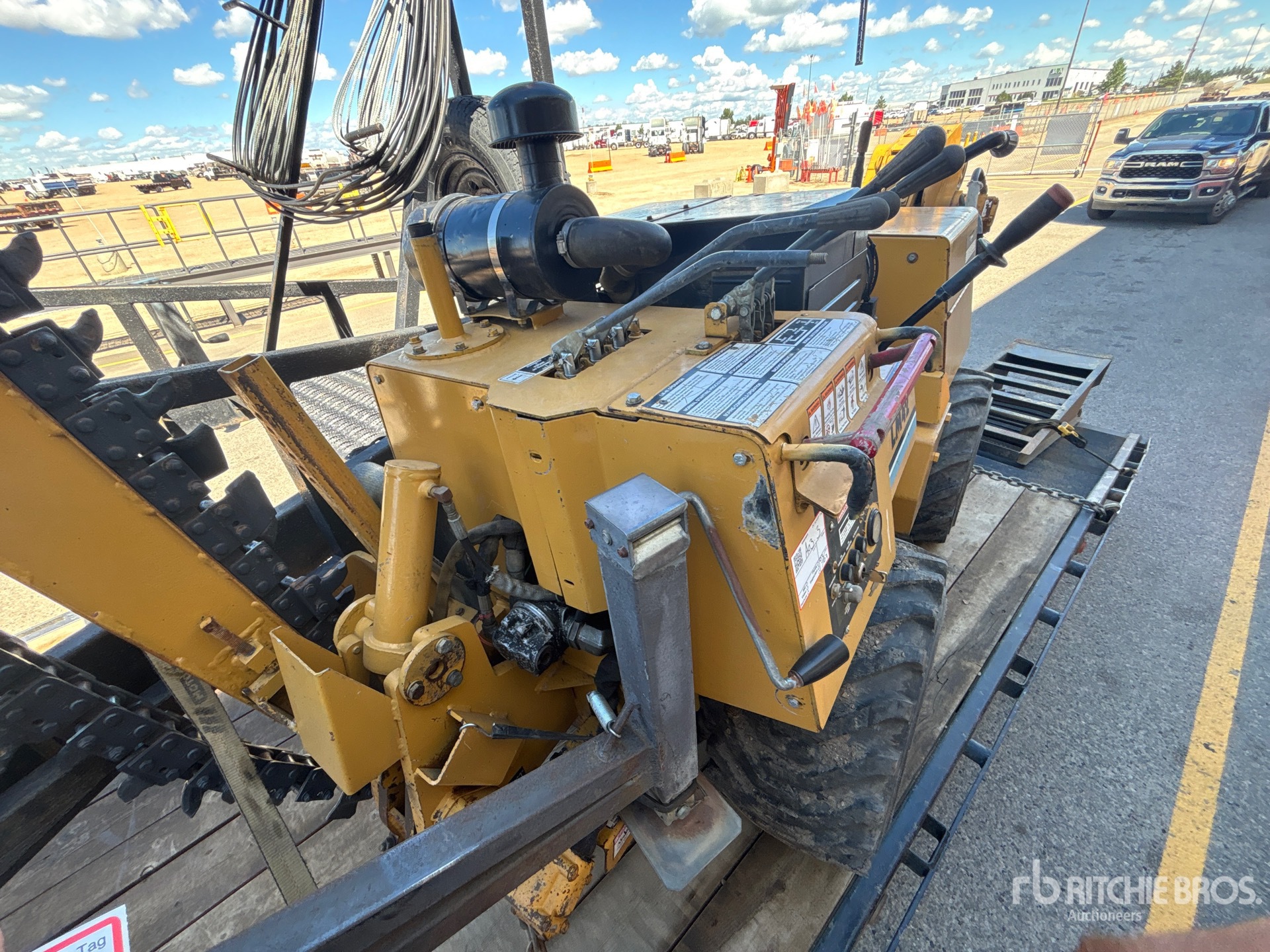 Photo of a 2005 Vermeer LM42