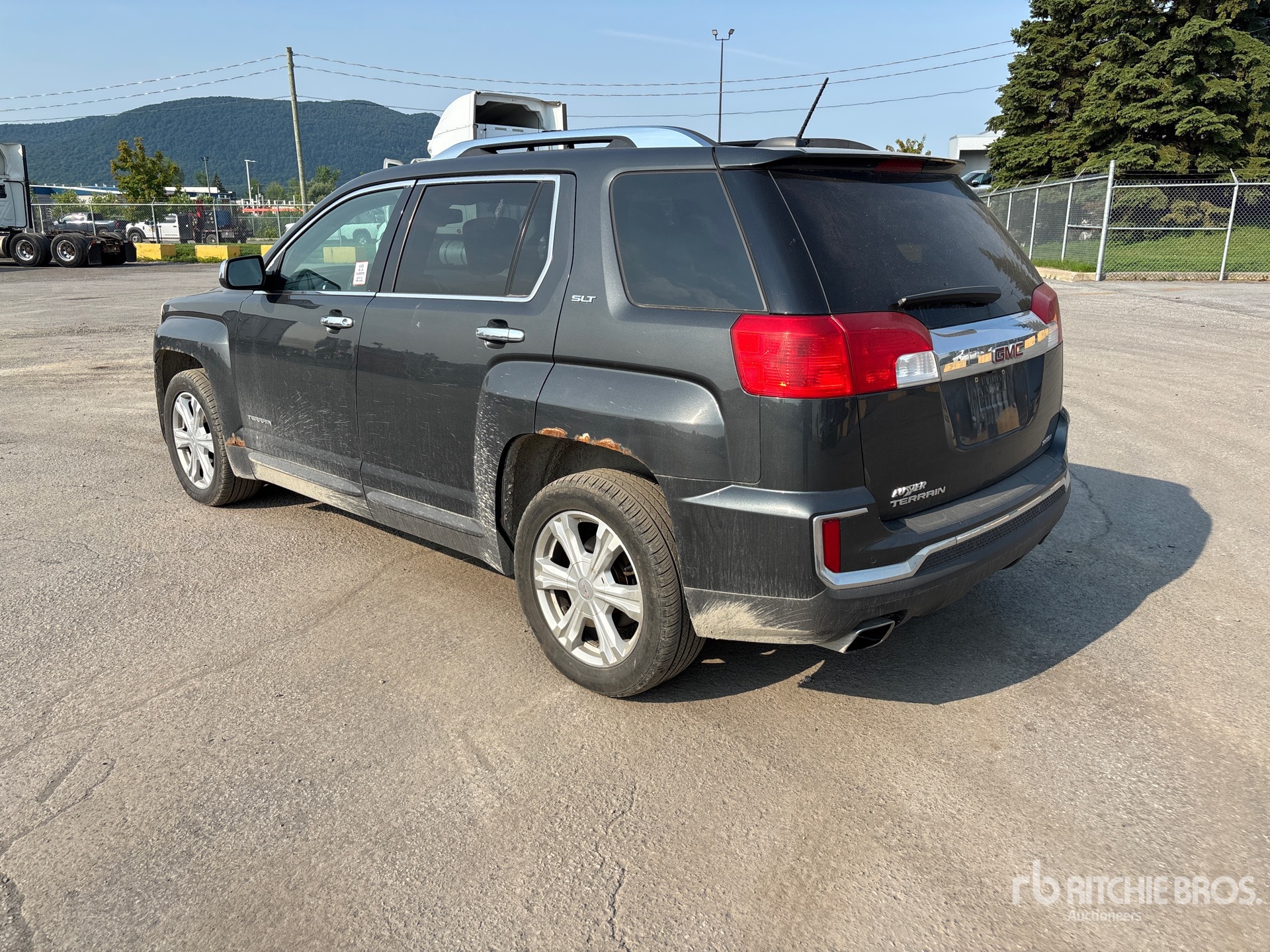 General Appearance with Picture, Left Rear Corner