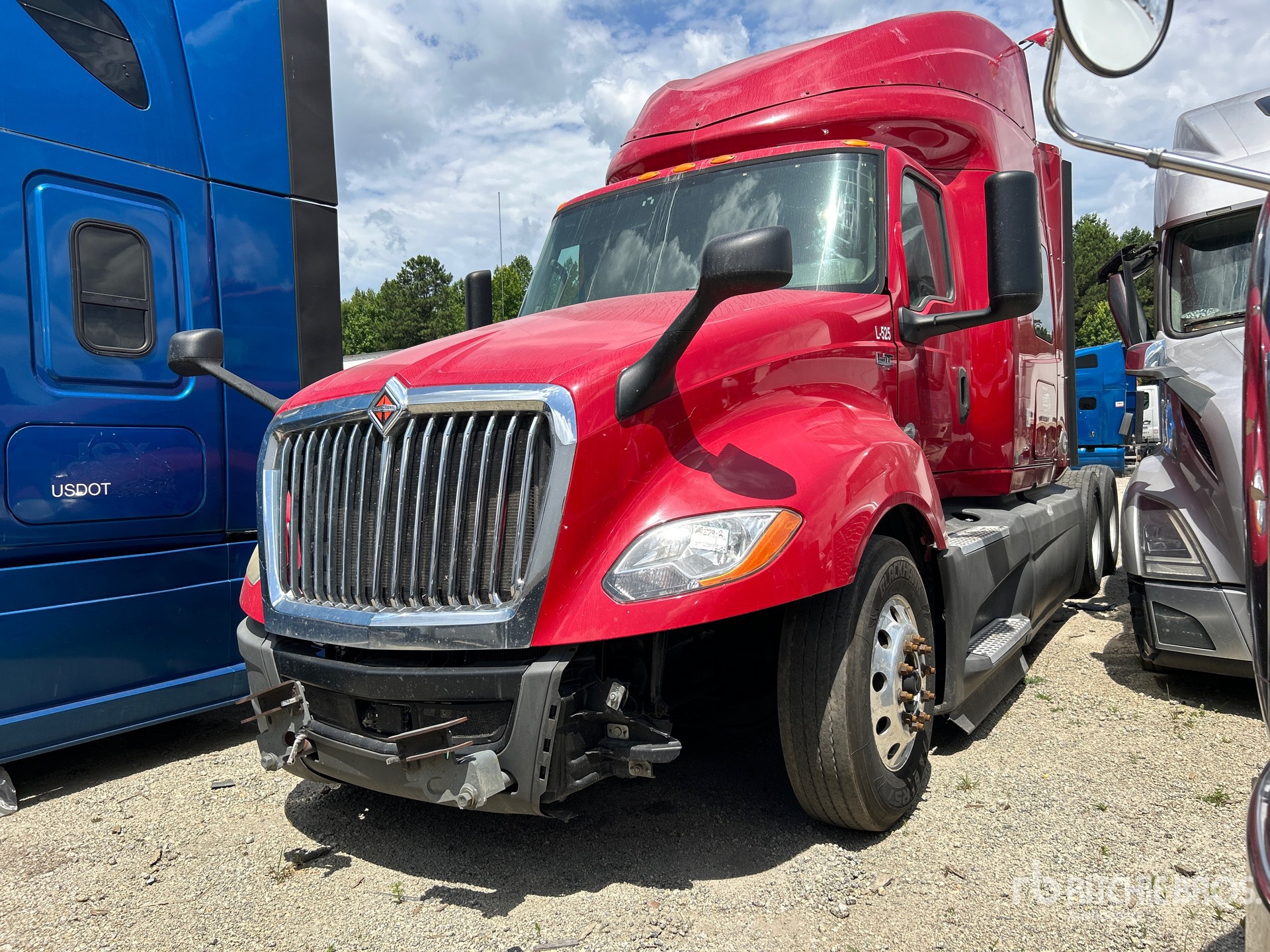 2018 International LT625