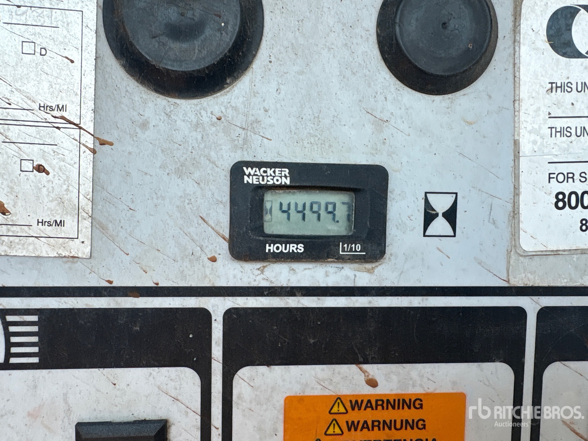 General Appearance with Hour Meter / Odometer