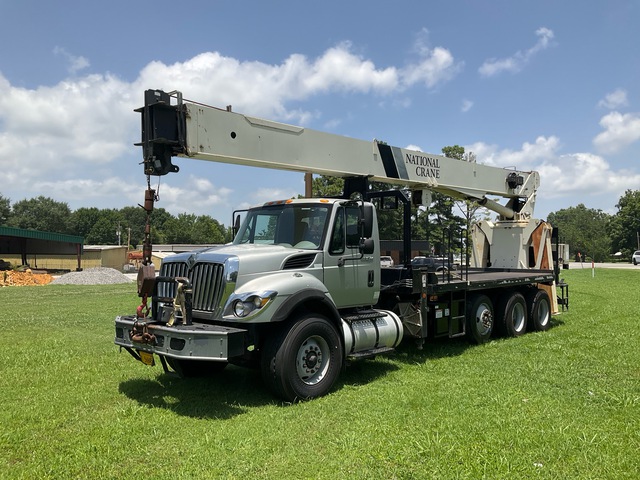 National 9125A 52000 lb Straight Boom on 2009 International 7500 8x4 Boom Truck