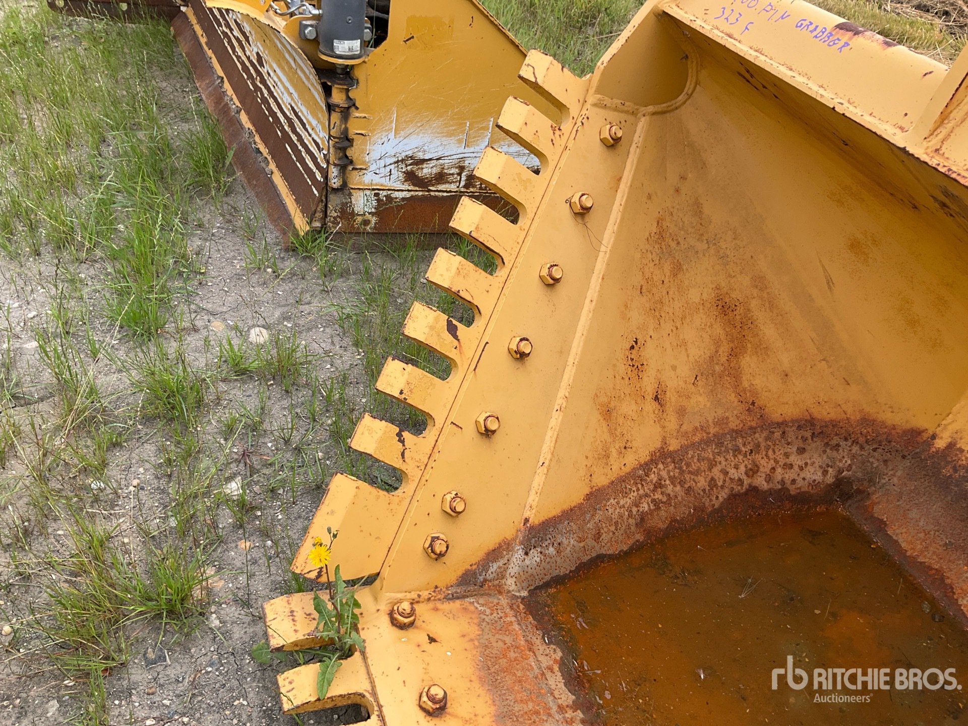 Wabash V-DITCHING - FITS CAT 323F (UNUSED)