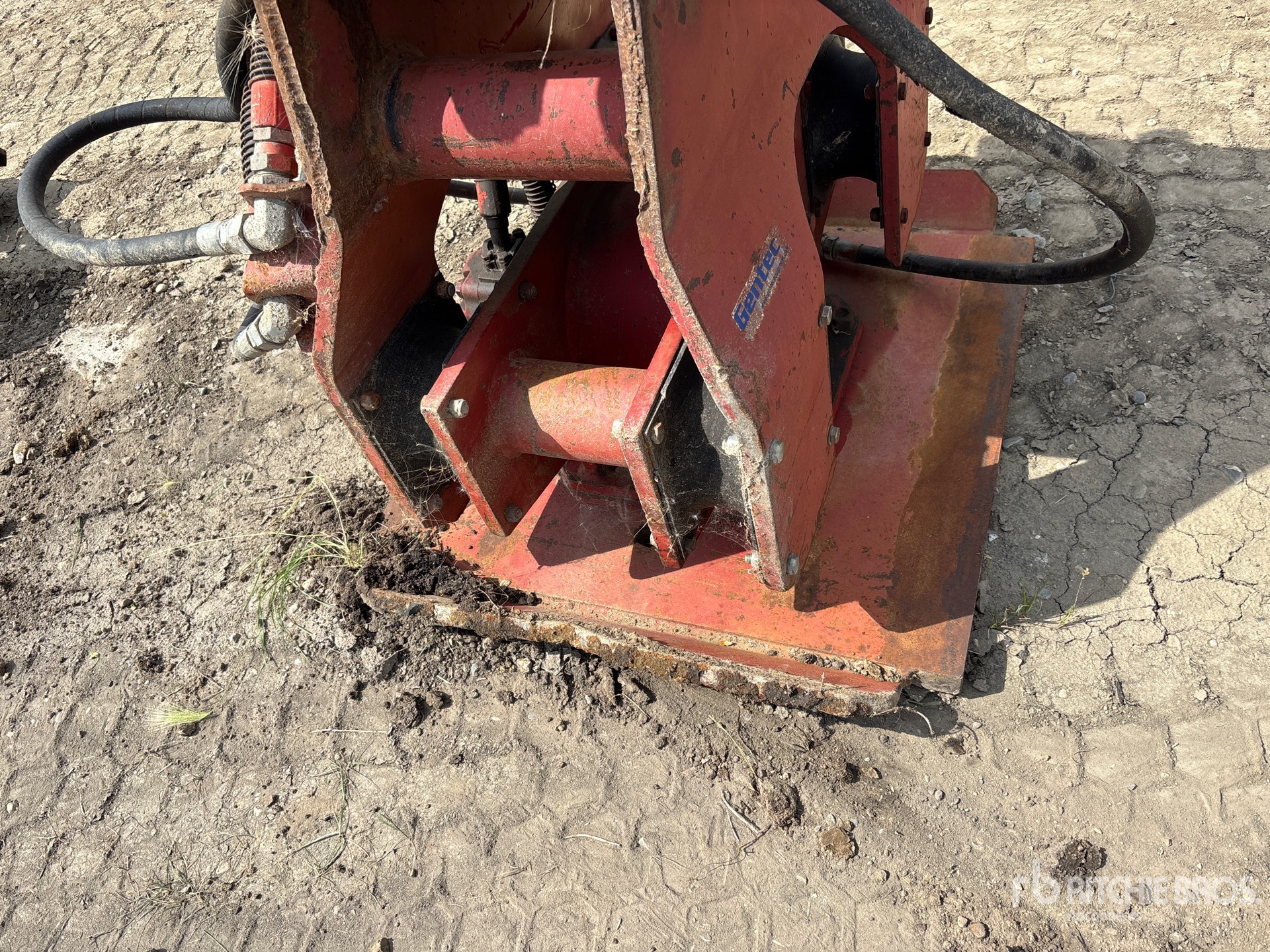 Gentech 34 IN - FITS CAT 200 SERIES