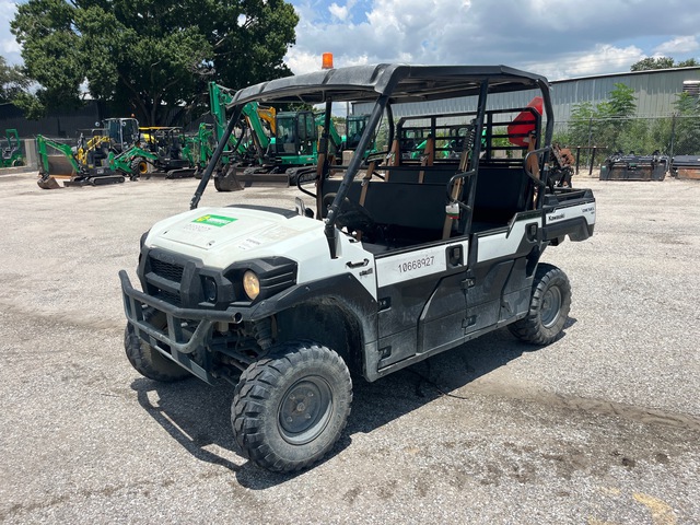 2023 Kawasaki Mule Pro-DXT 4x4 Utility Vehicle 2023 Kawasaki Mule Pro-DXT 4x4 Utility Vehicle