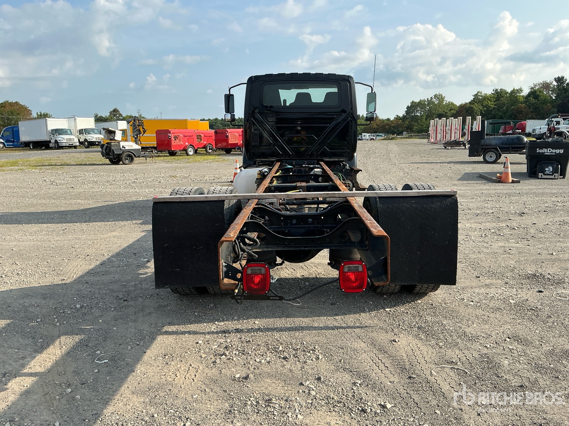 2020 International MV607
