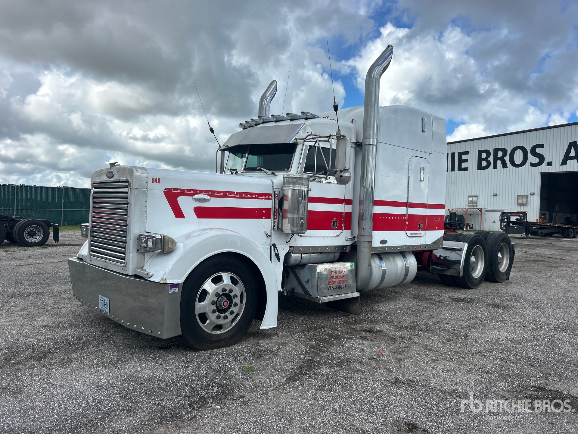2004 Peterbilt 379