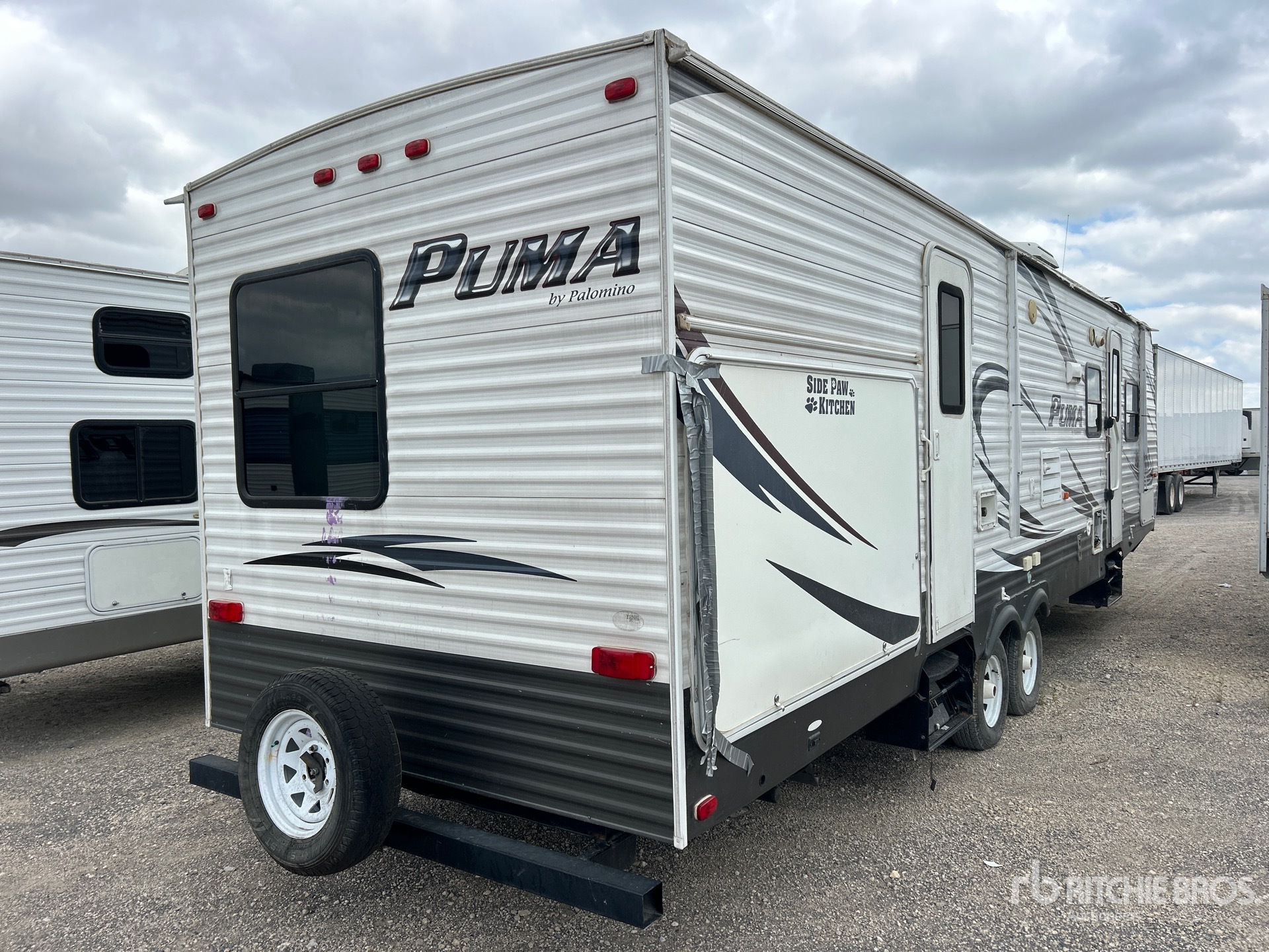 2014 Puma 32 FT T/A