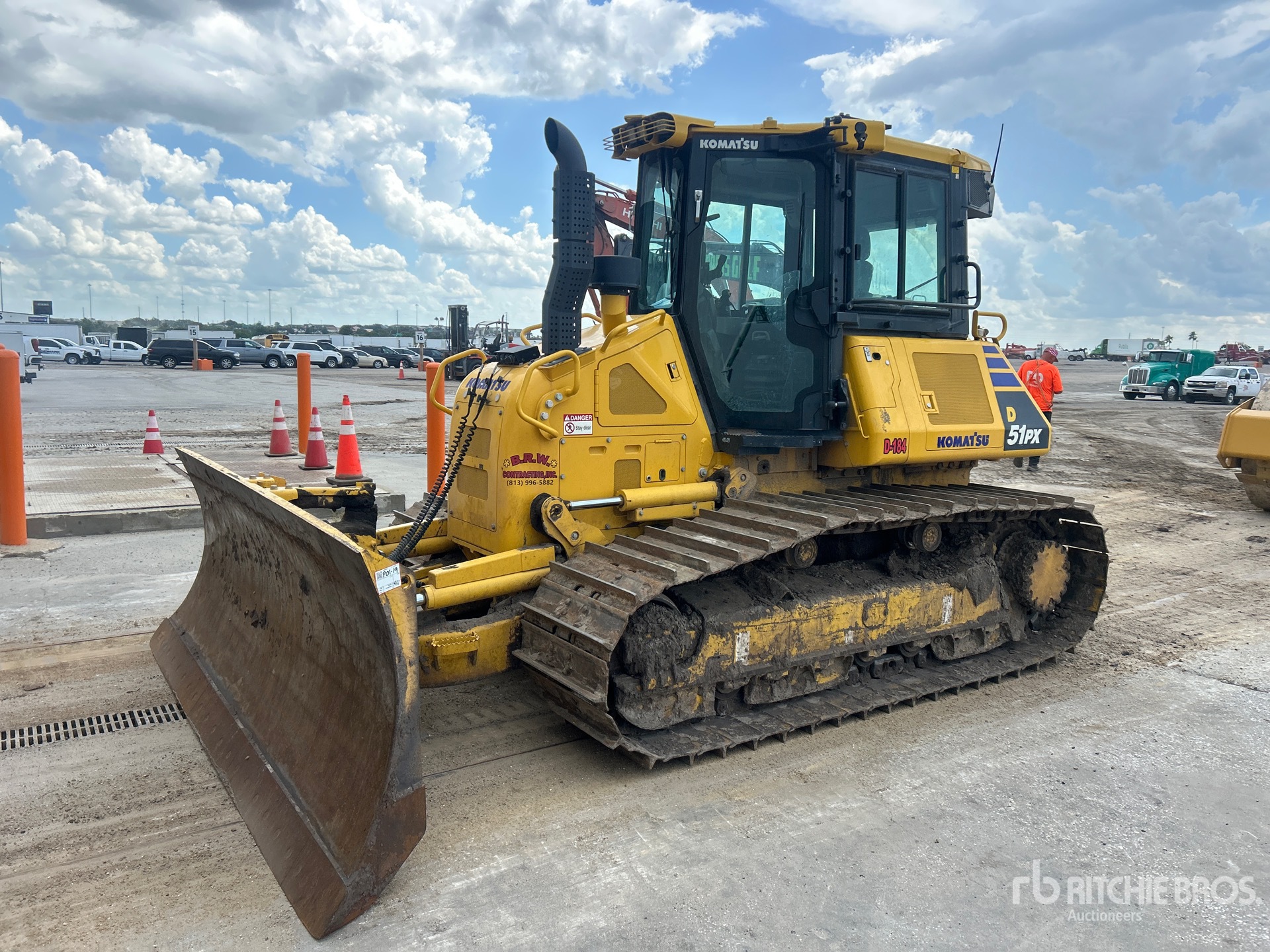 2023 Komatsu D51PX-24