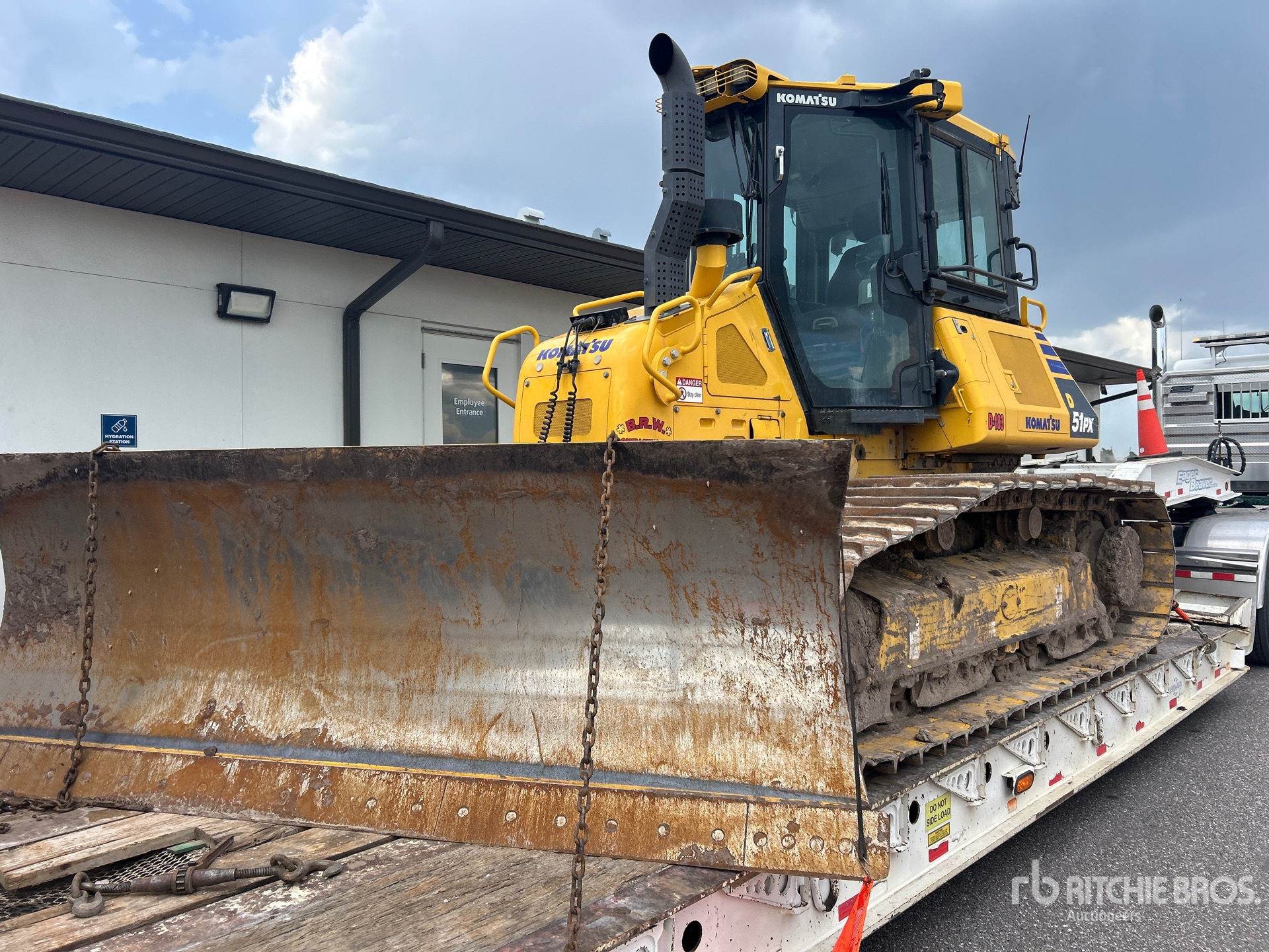 2023 Komatsu D51PX-24