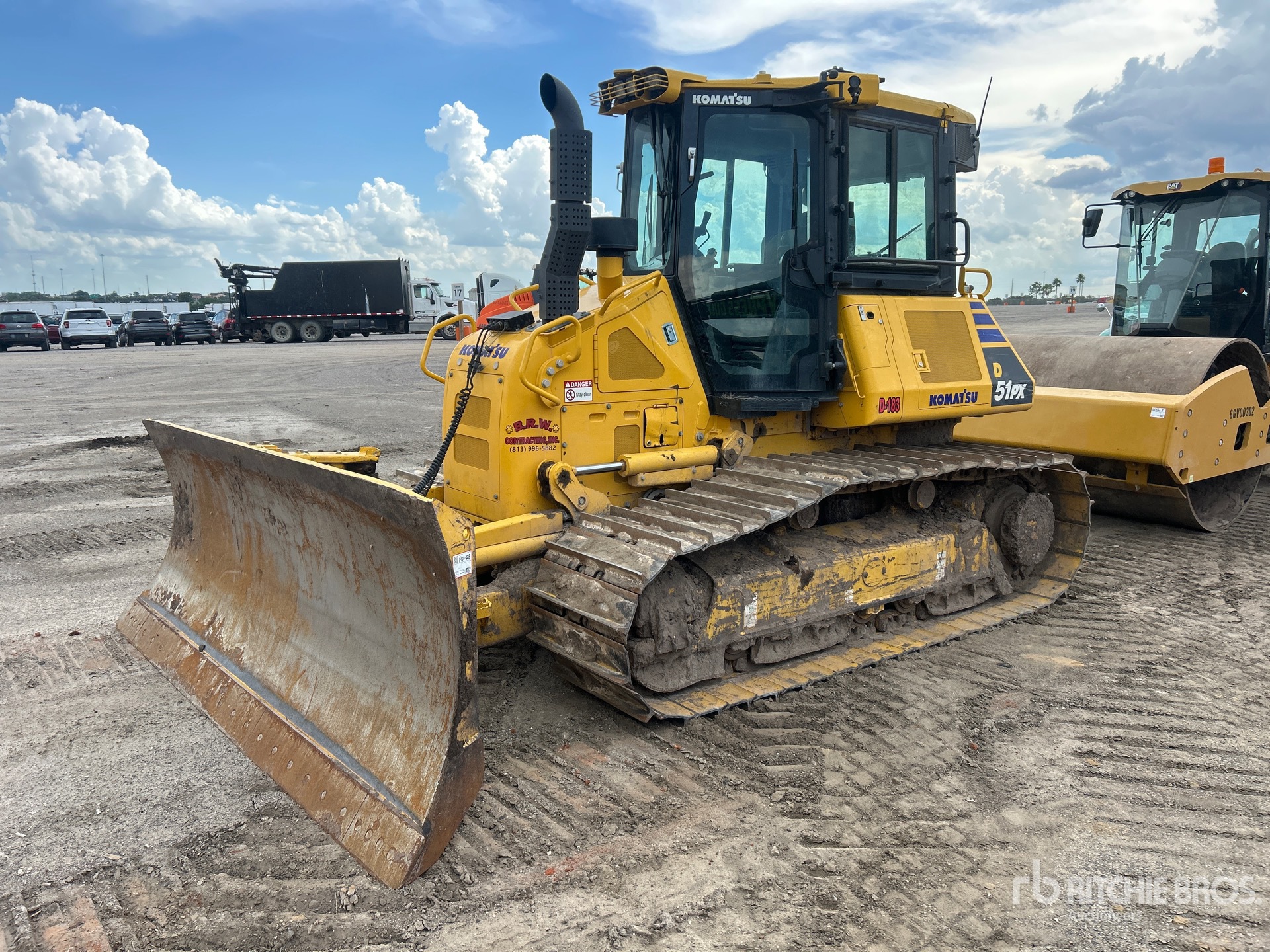 2023 Komatsu D51PX-24