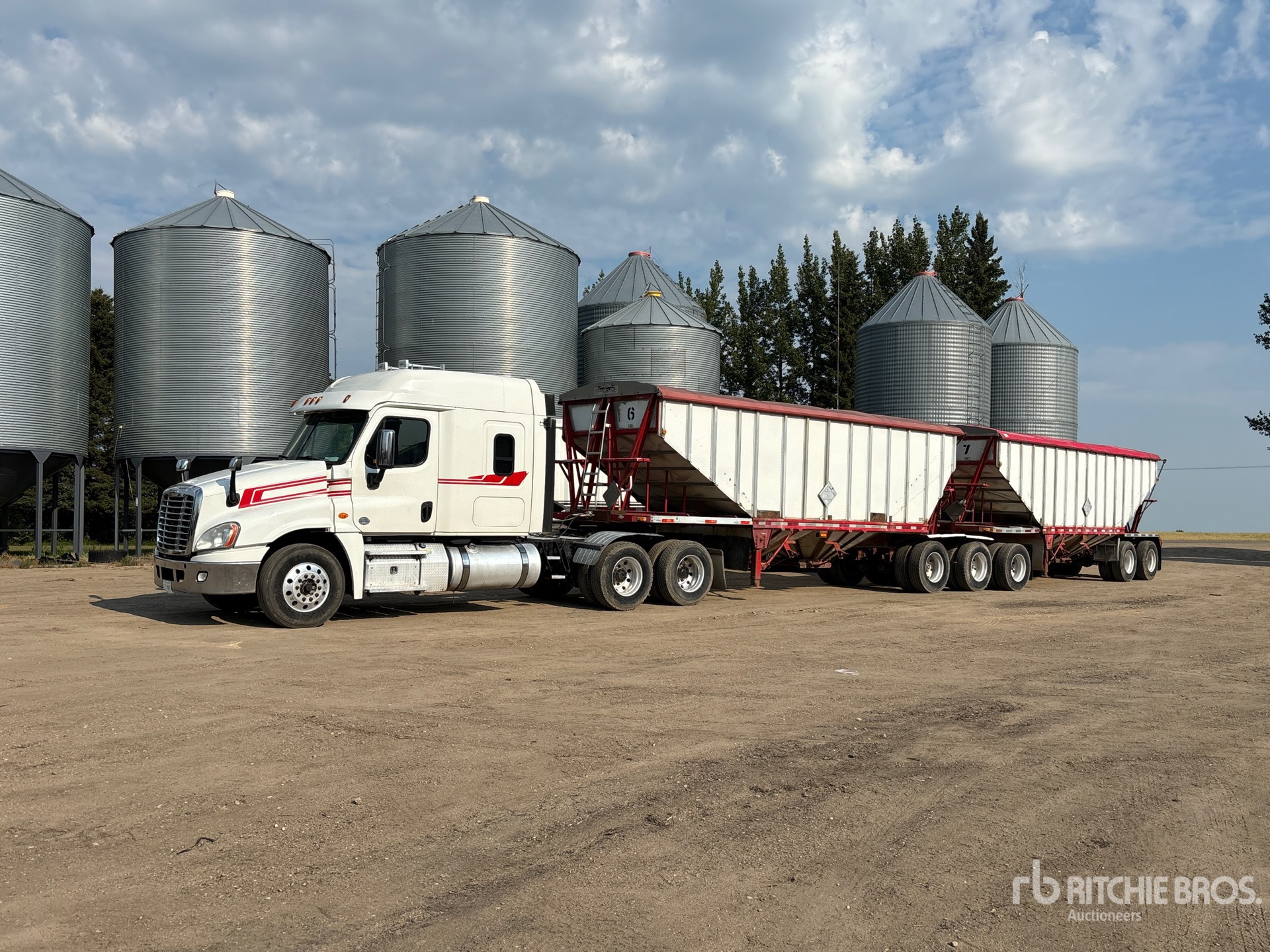 2017 Freightliner CASCADIA 125
