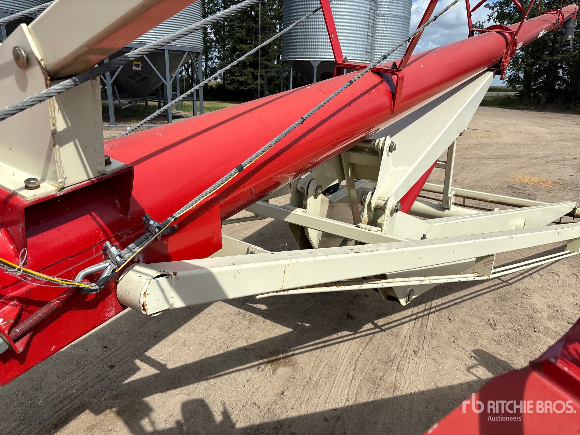 Farm King 1370