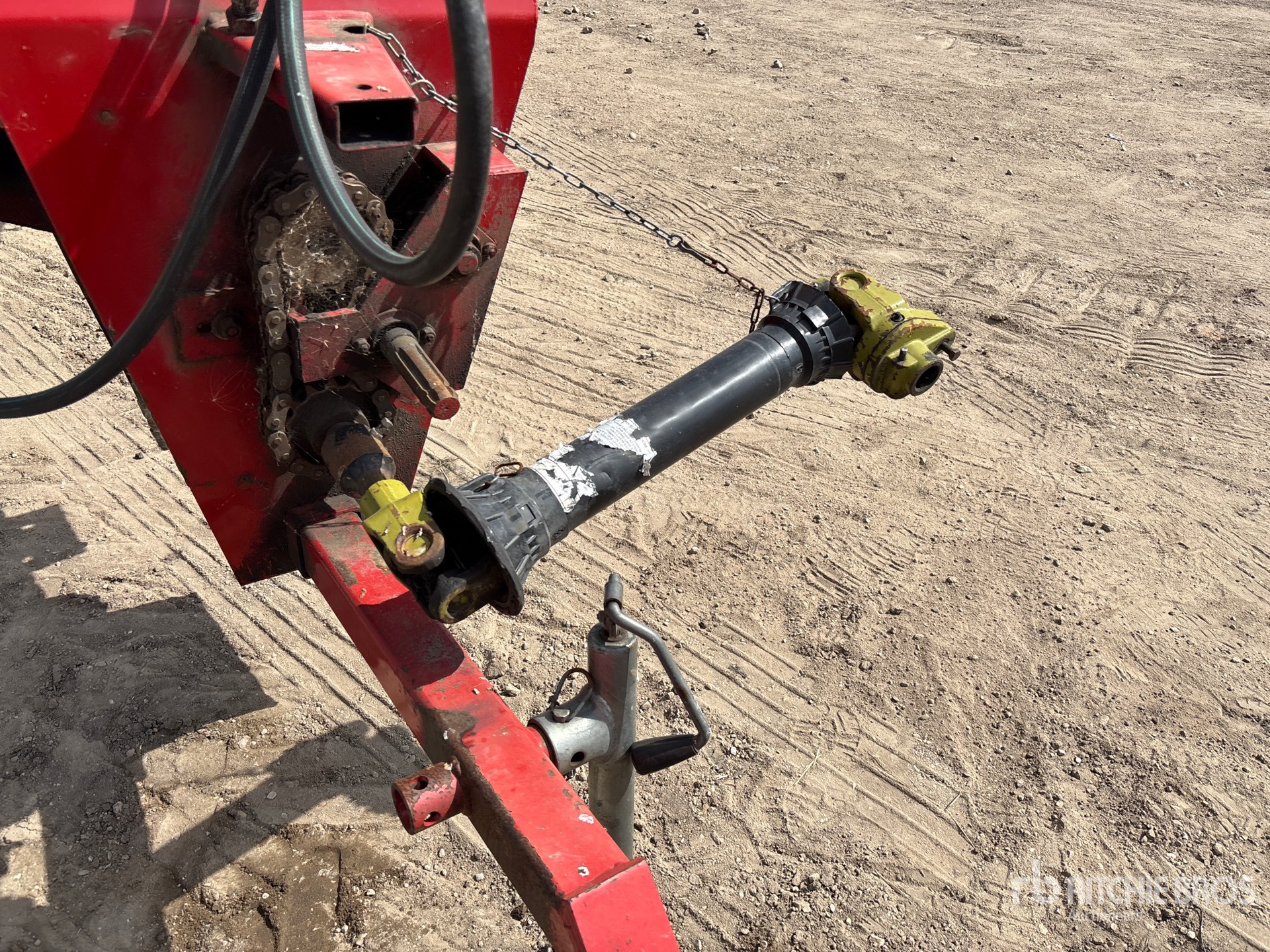 Farm King 1370