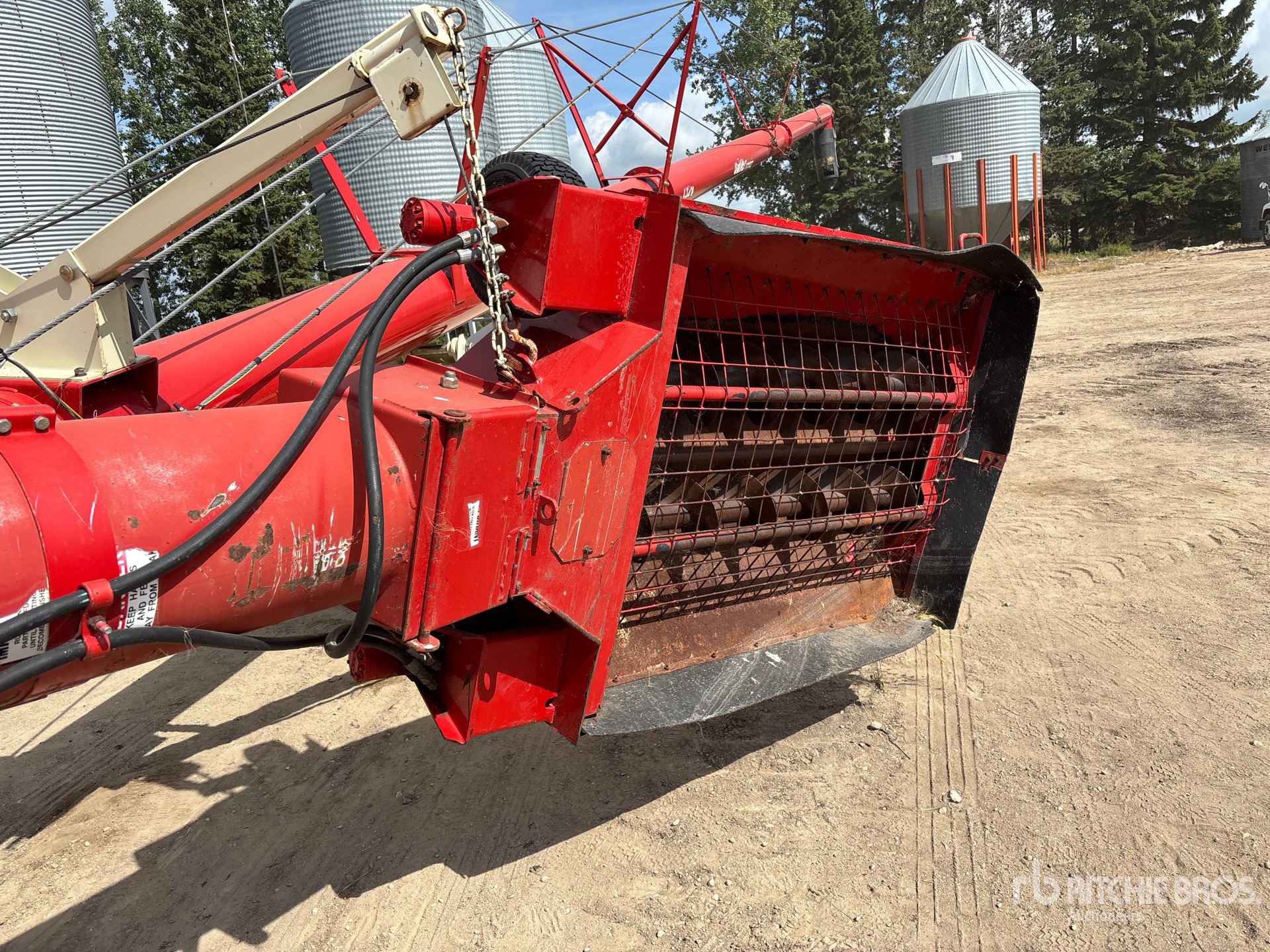 Farm King 1370