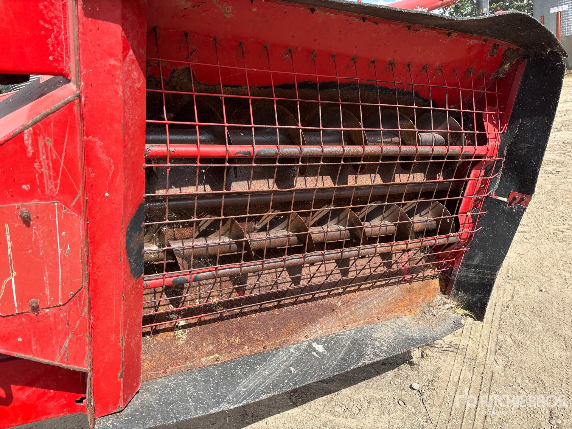 Farm King 1370