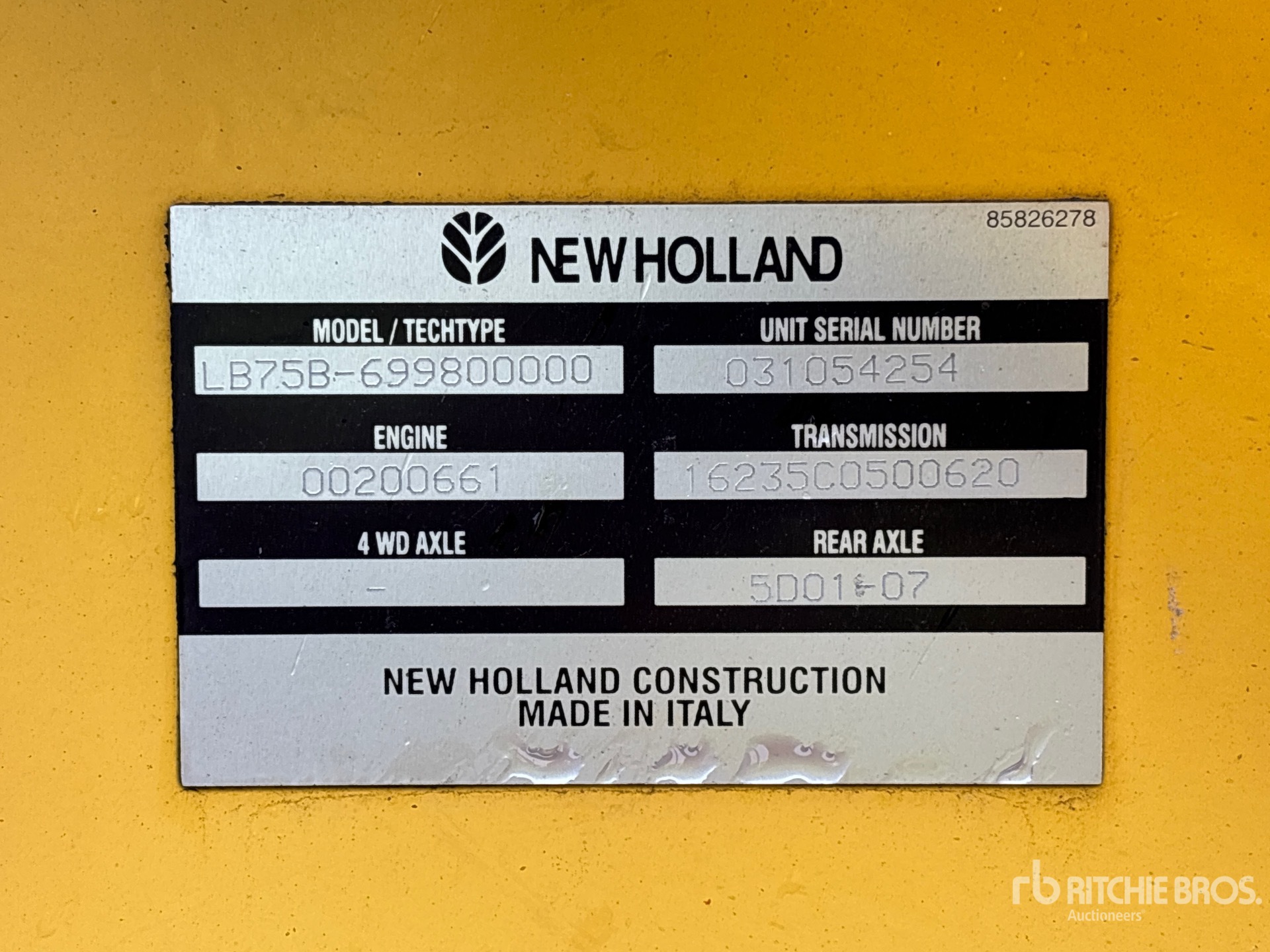 New Holland LB75B