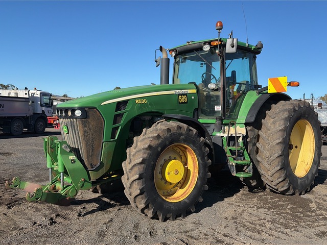 John Deere 8530 4WD Tractor John Deere 8530 4WD Tractor